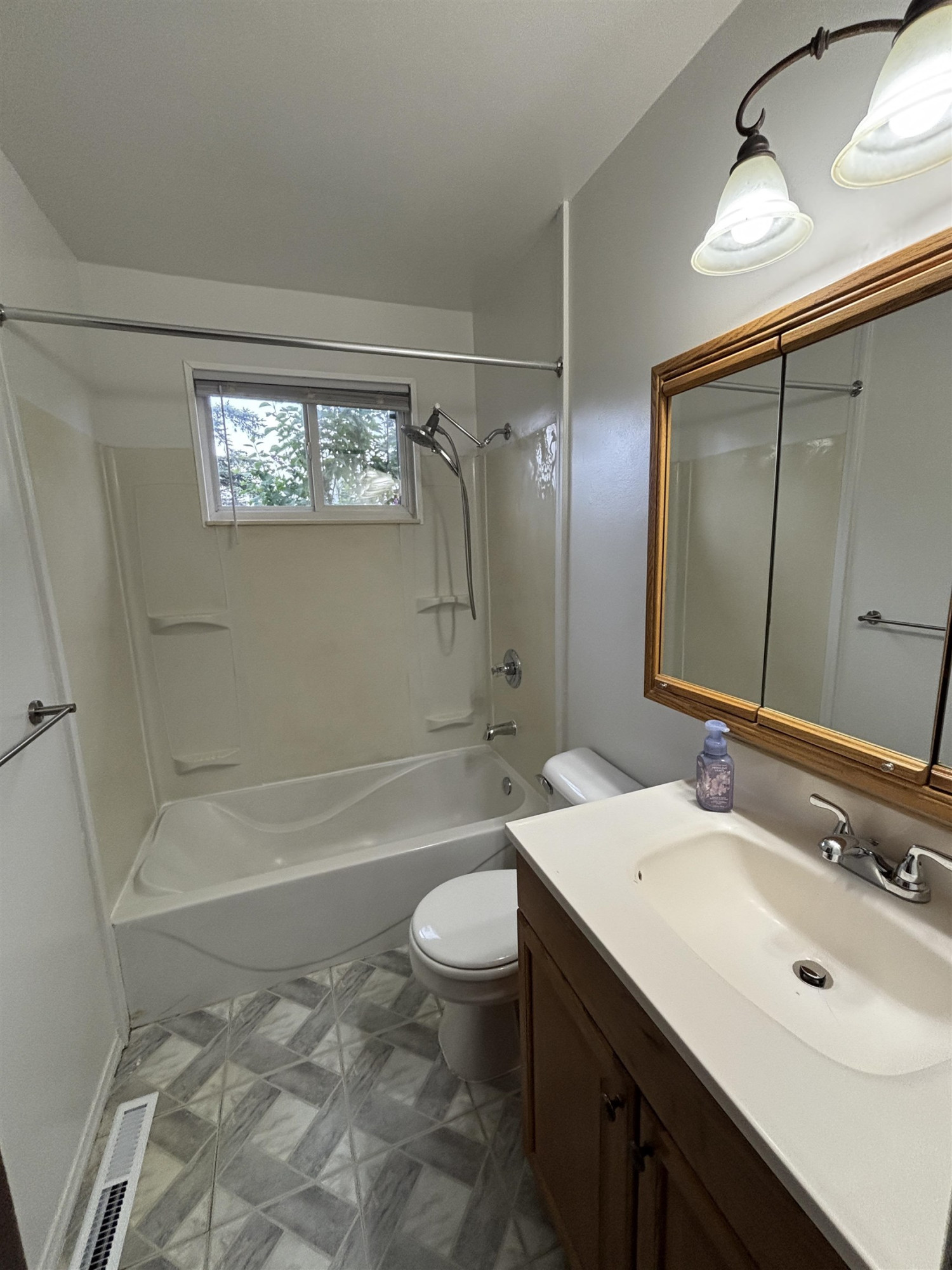 2222 Nebraska Avenue, Saginaw, MI 48601 — Photo 13