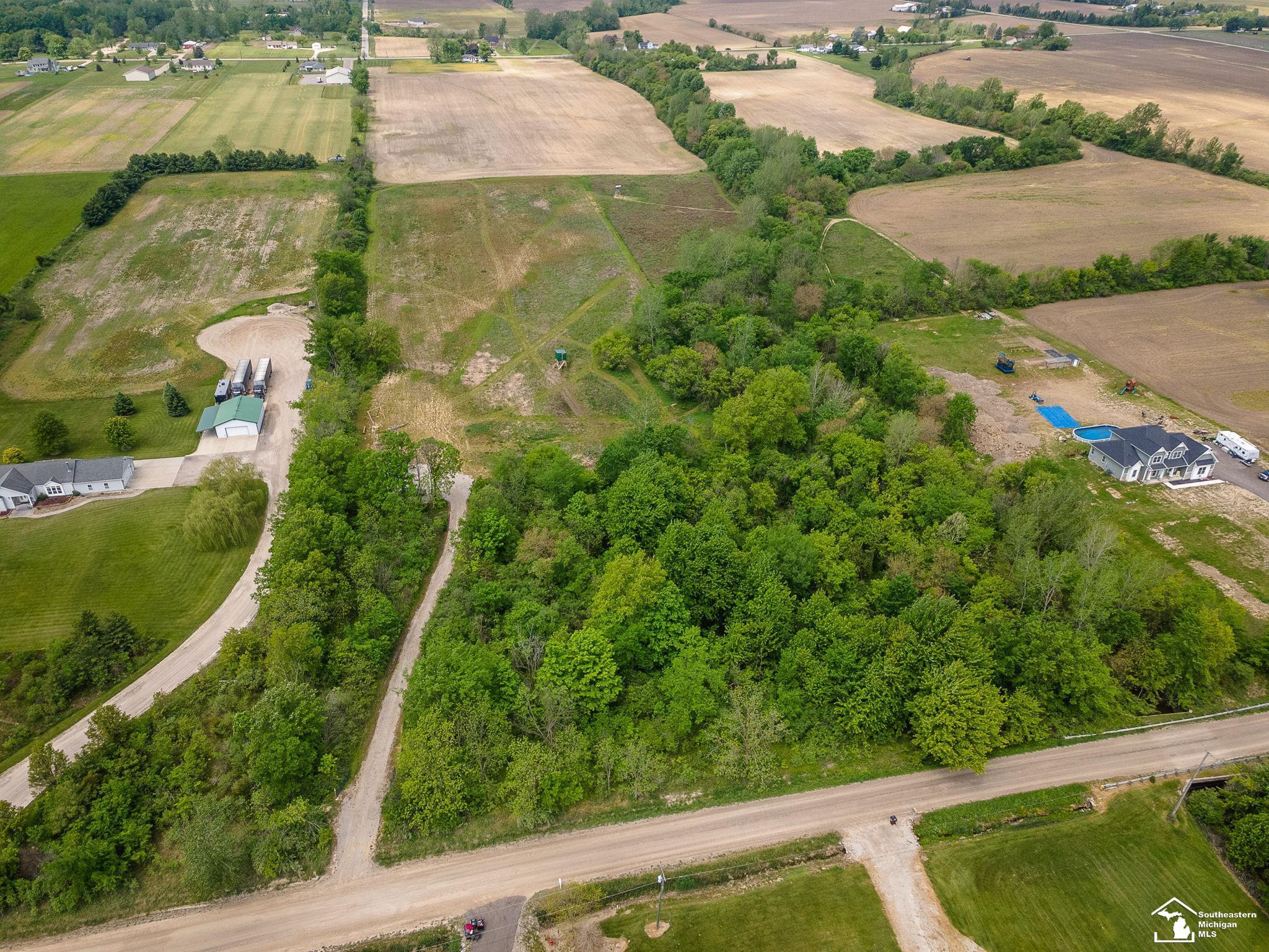 13635 Exeter Road, Carleton, MI 48117 — Photo 3