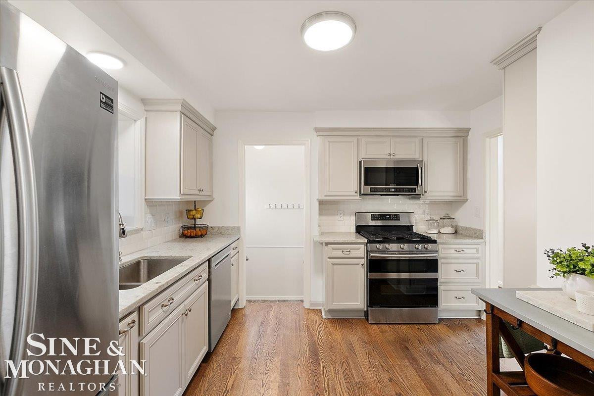1044 Somerset Avenue, Grosse Pointe Park, MI 48230 — Photo 7