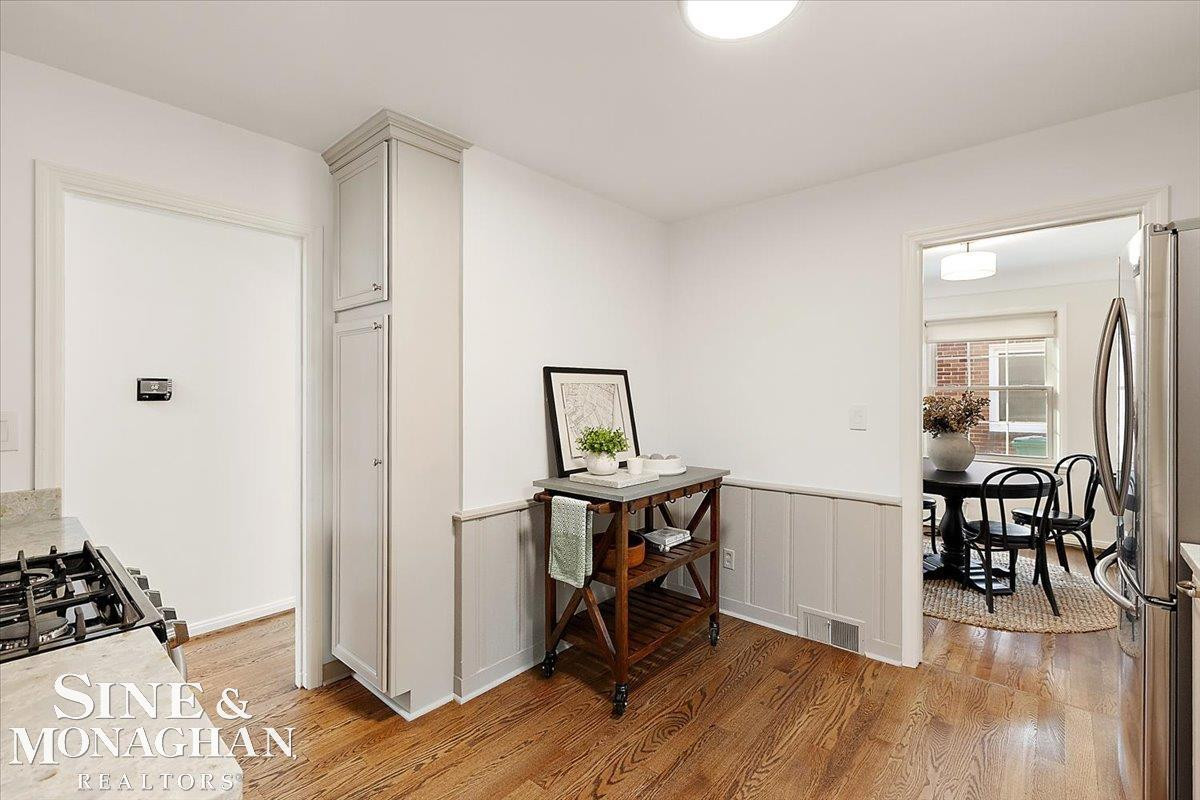 1044 Somerset Avenue, Grosse Pointe Park, MI 48230 — Photo 10
