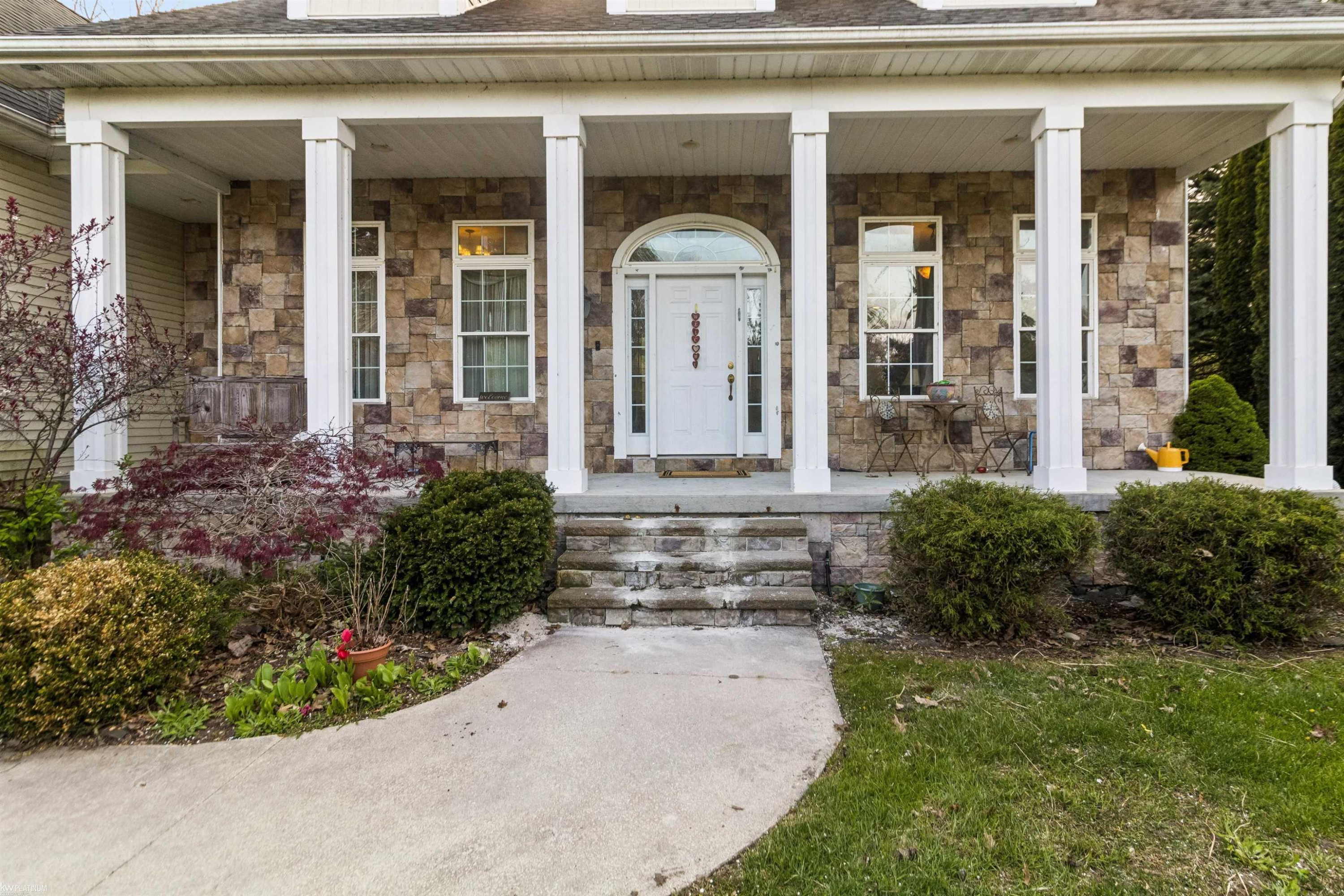 5425 Baywood Drive, MI 48059 — Photo 2