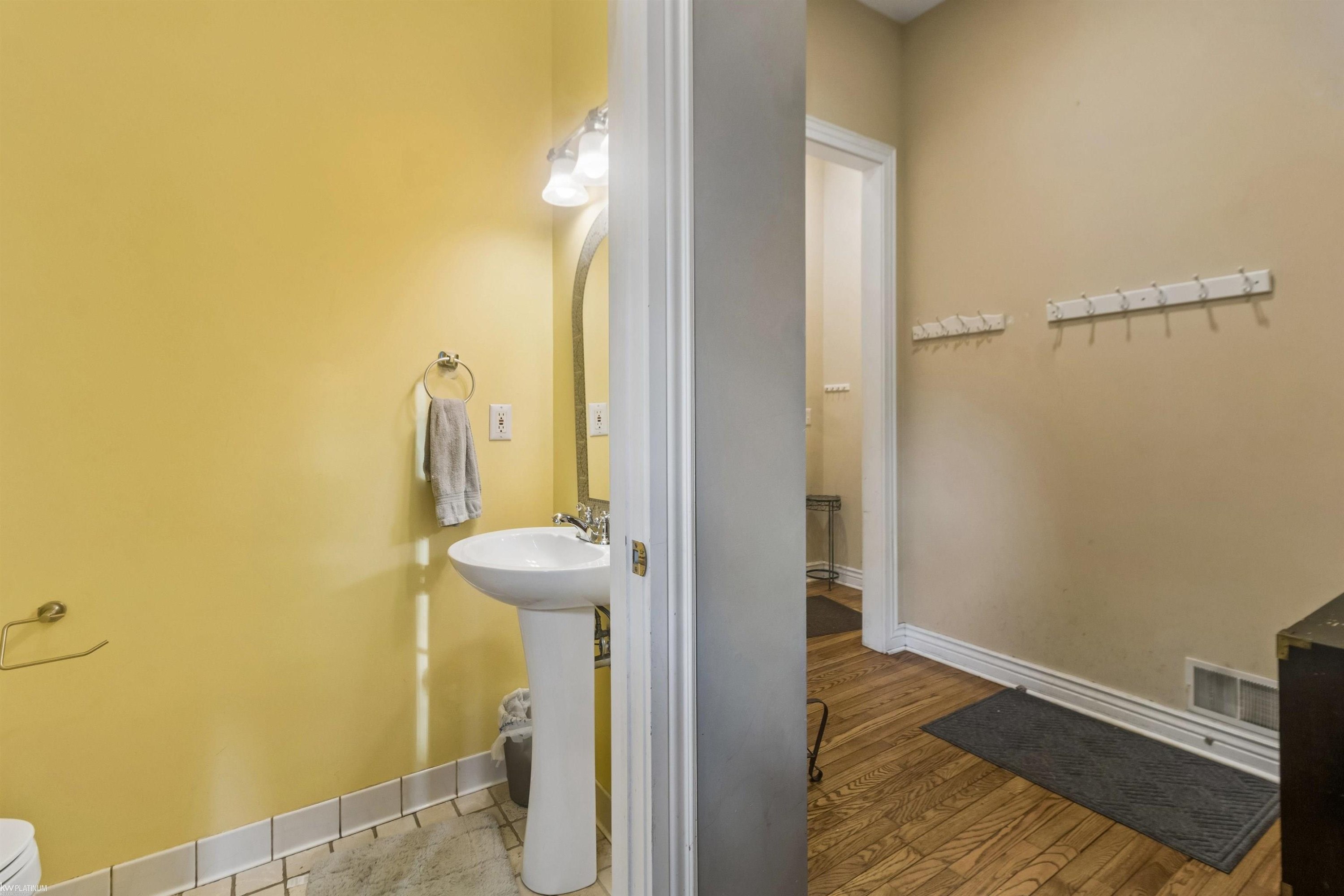 5425 Baywood Drive, MI 48059 — Photo 13