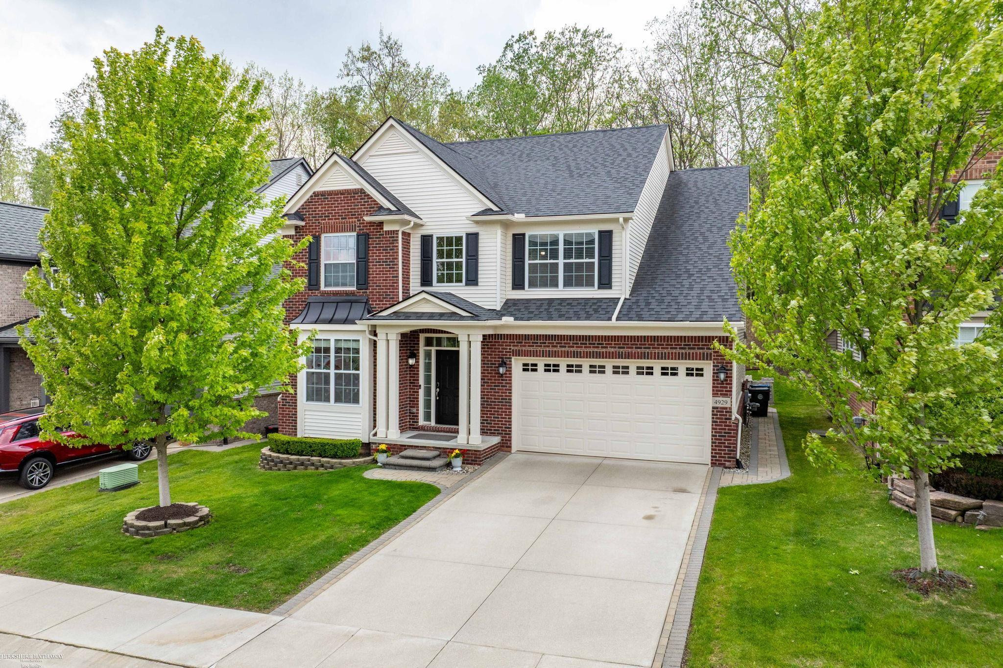 4929 W Stonegate Circle, Lake Orion, MI — Photo 3