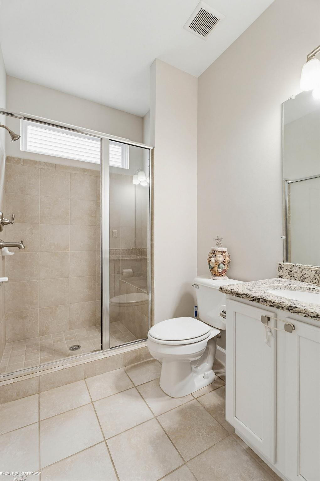 4929 W Stonegate Circle, Lake Orion, MI — Photo 16