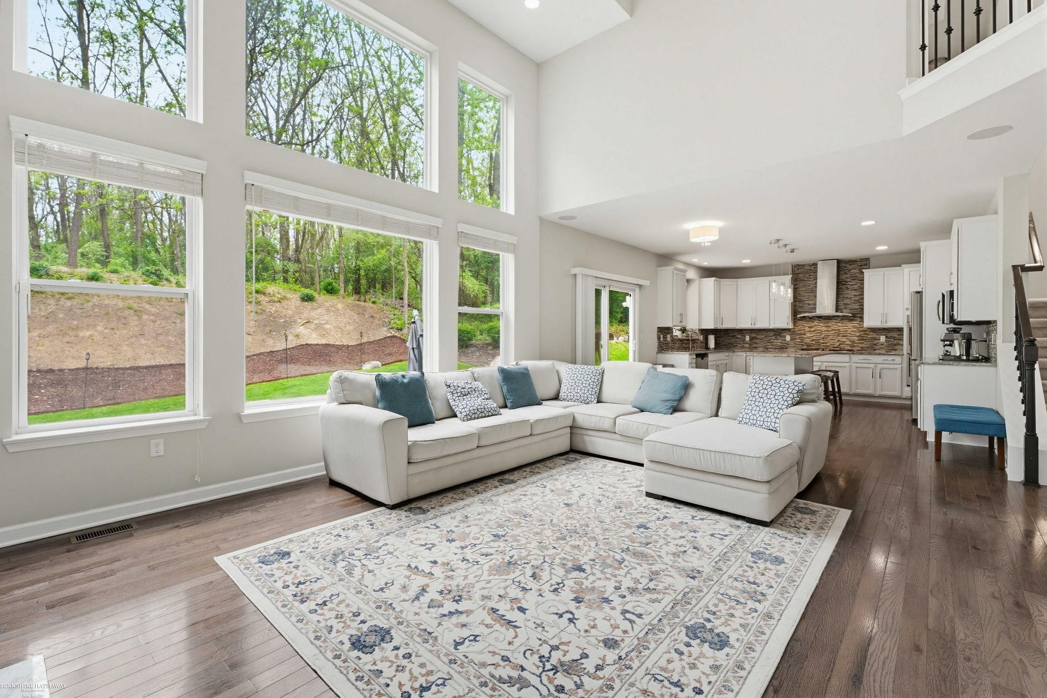 4929 W Stonegate Circle, Lake Orion, MI — Photo 23