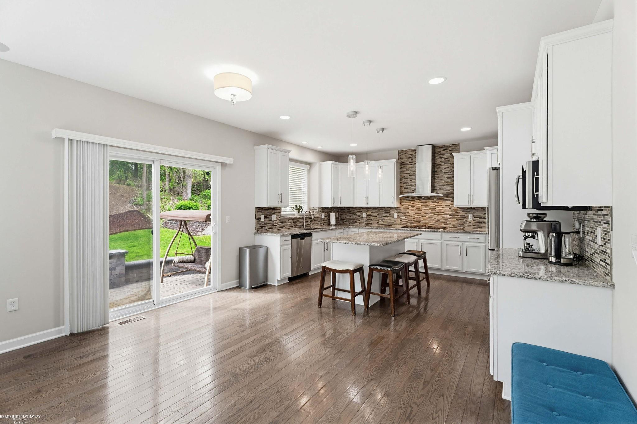 4929 W Stonegate Circle, Lake Orion, MI — Photo 24