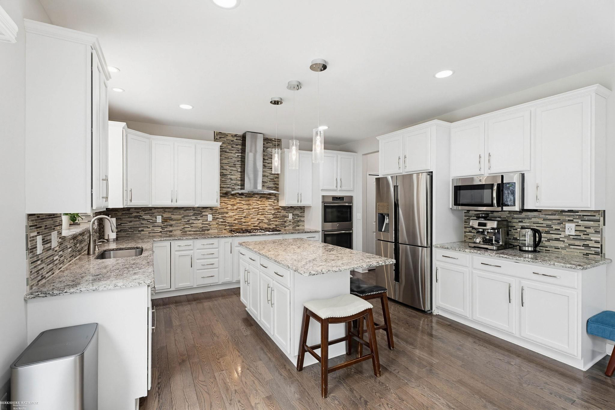 4929 W Stonegate Circle, Lake Orion, MI — Photo 26