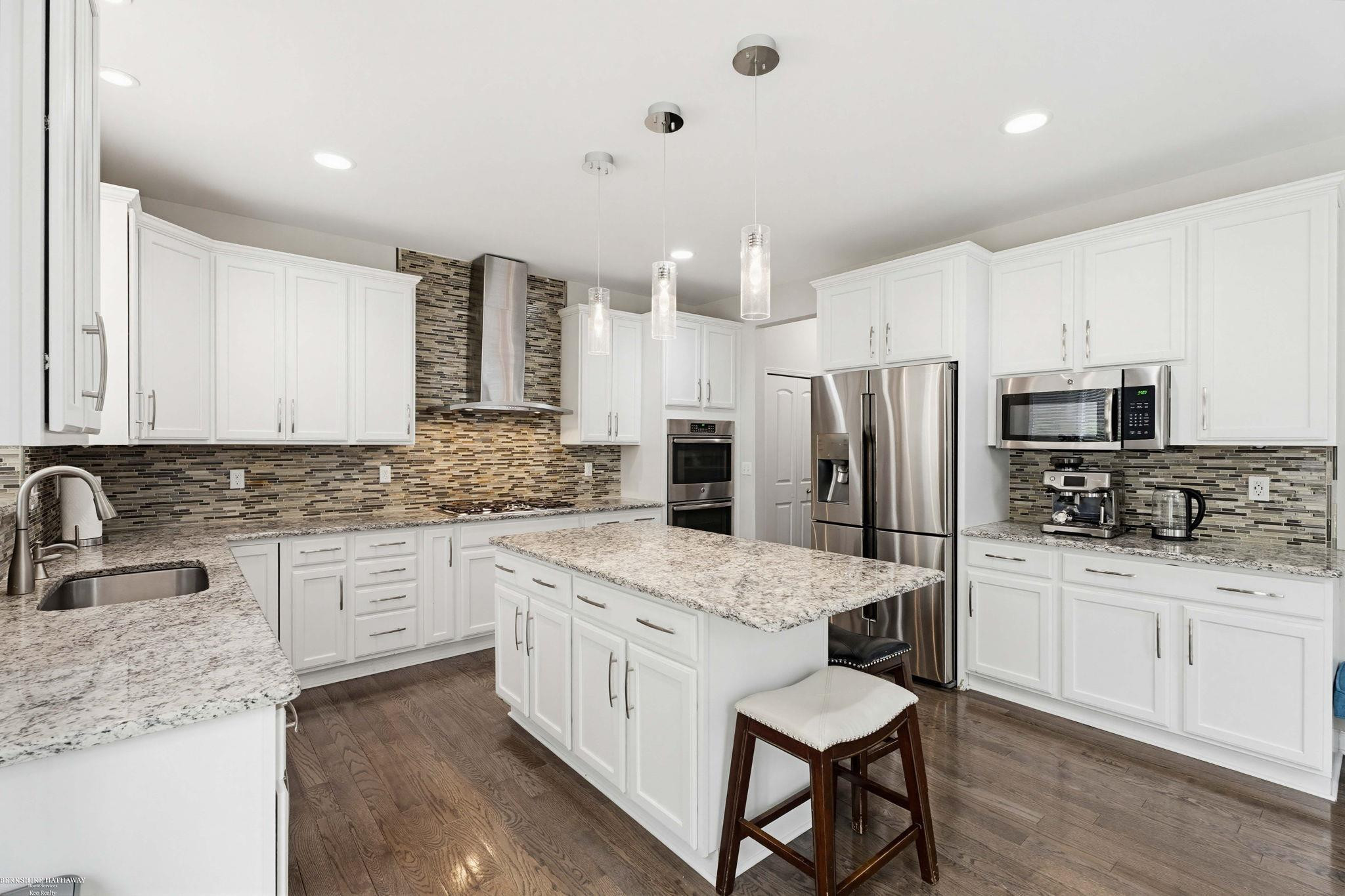 4929 W Stonegate Circle, Lake Orion, MI — Photo 29