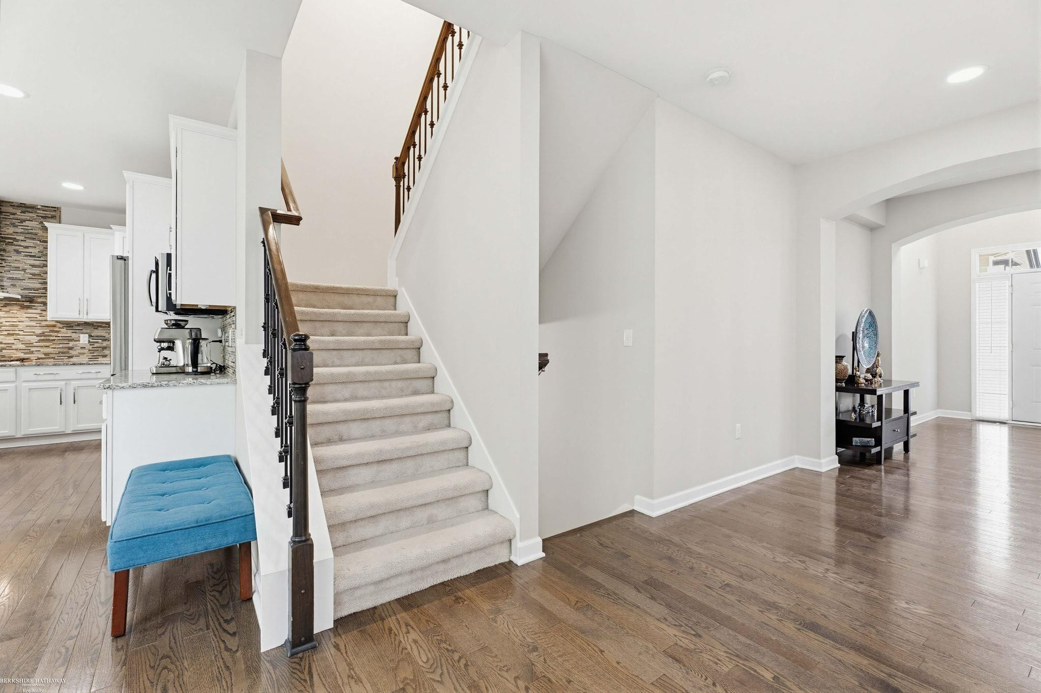 4929 W Stonegate Circle, Lake Orion, MI — Photo 35