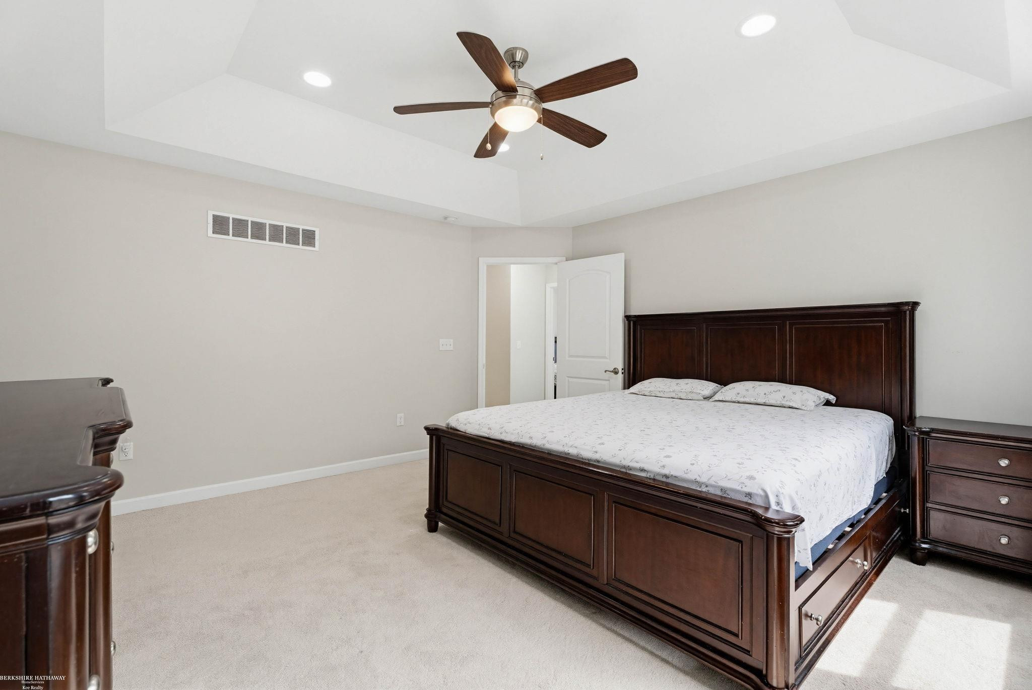 4929 W Stonegate Circle, Lake Orion, MI — Photo 40