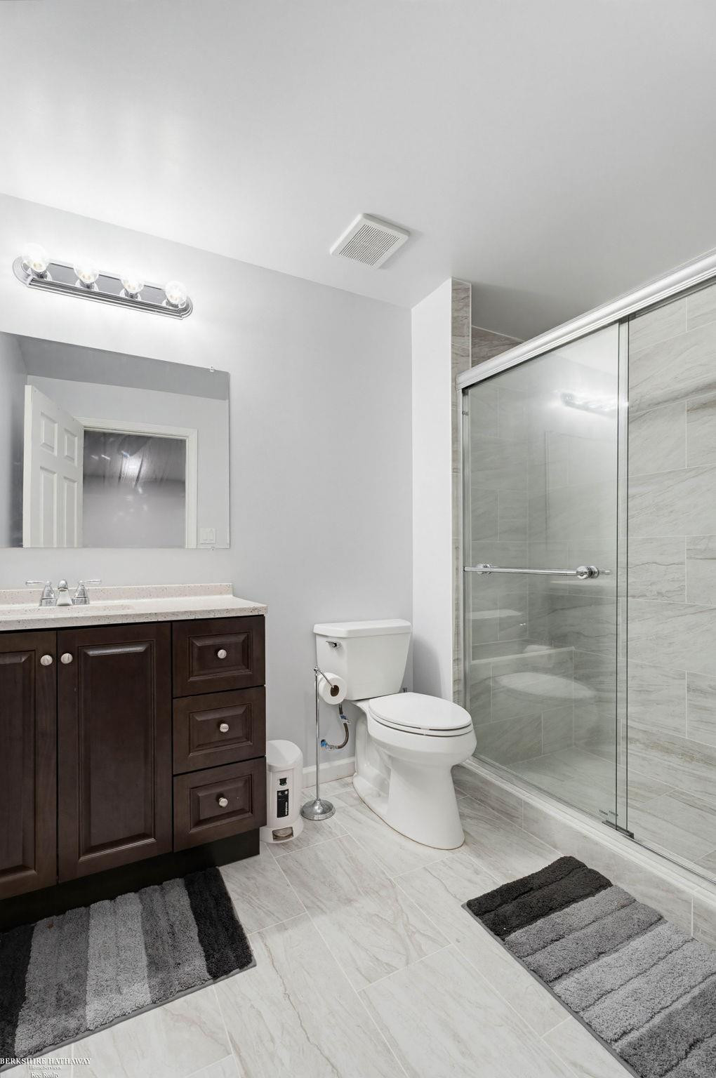 4929 W Stonegate Circle, Lake Orion, MI — Photo 57