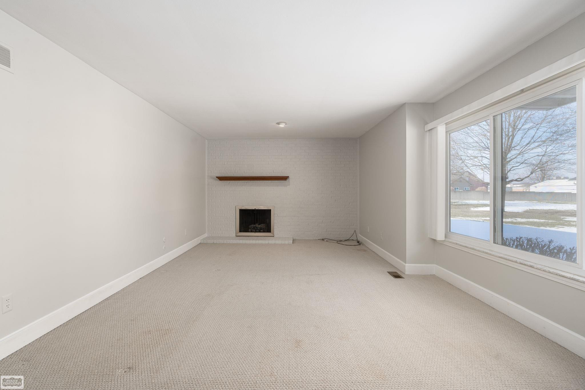42699 Jonathan Place, Clinton Twp, MI 48038 — Photo 14