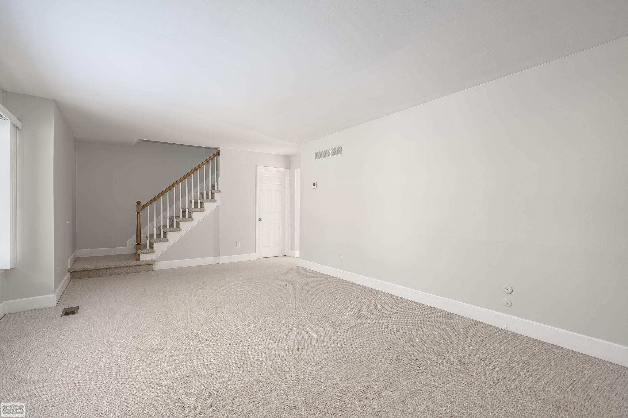42699 Jonathan Place, Clinton Twp, MI 48038 — Photo 32