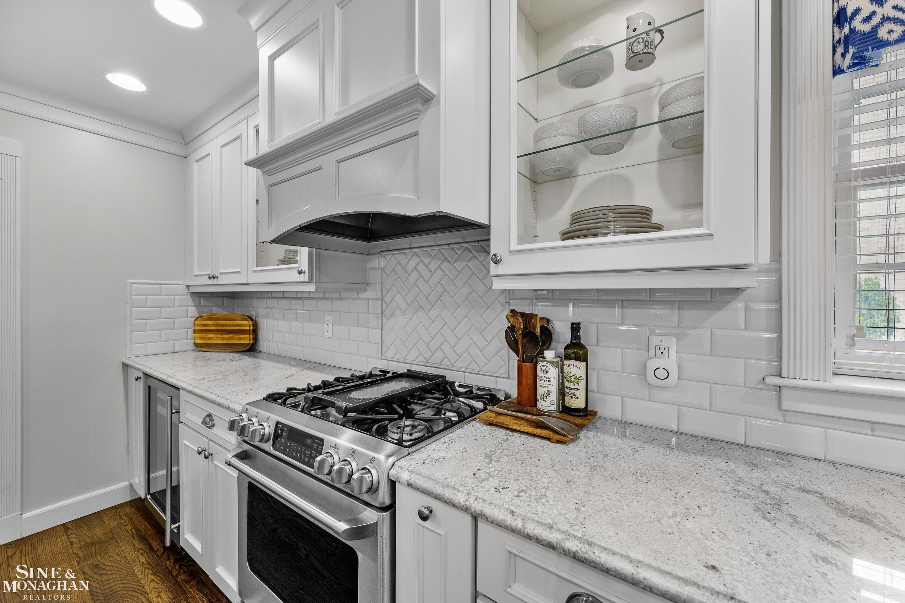 93 Merriweather Road, Grosse Pointe Farms, MI 48236 — Photo 28
