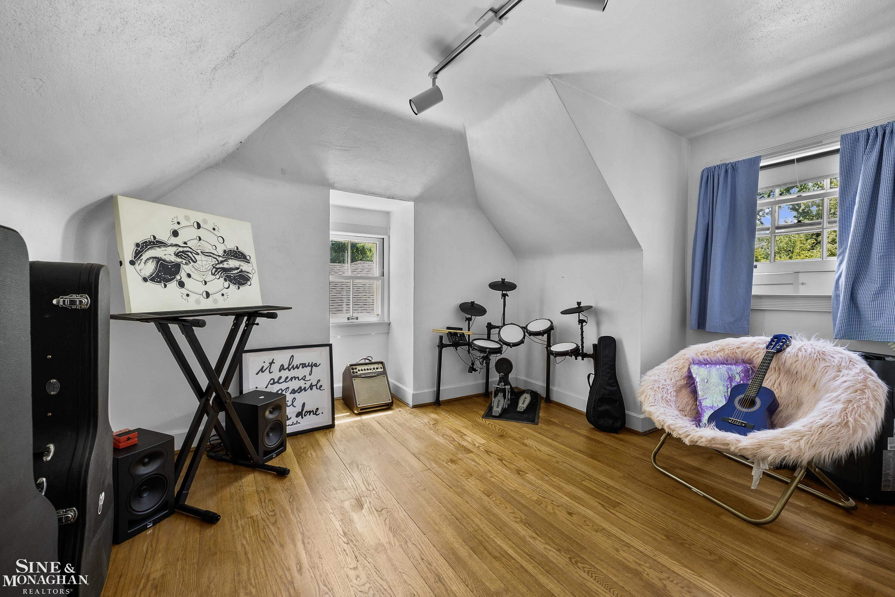 93 Merriweather Road, Grosse Pointe Farms, MI 48236 — Photo 53