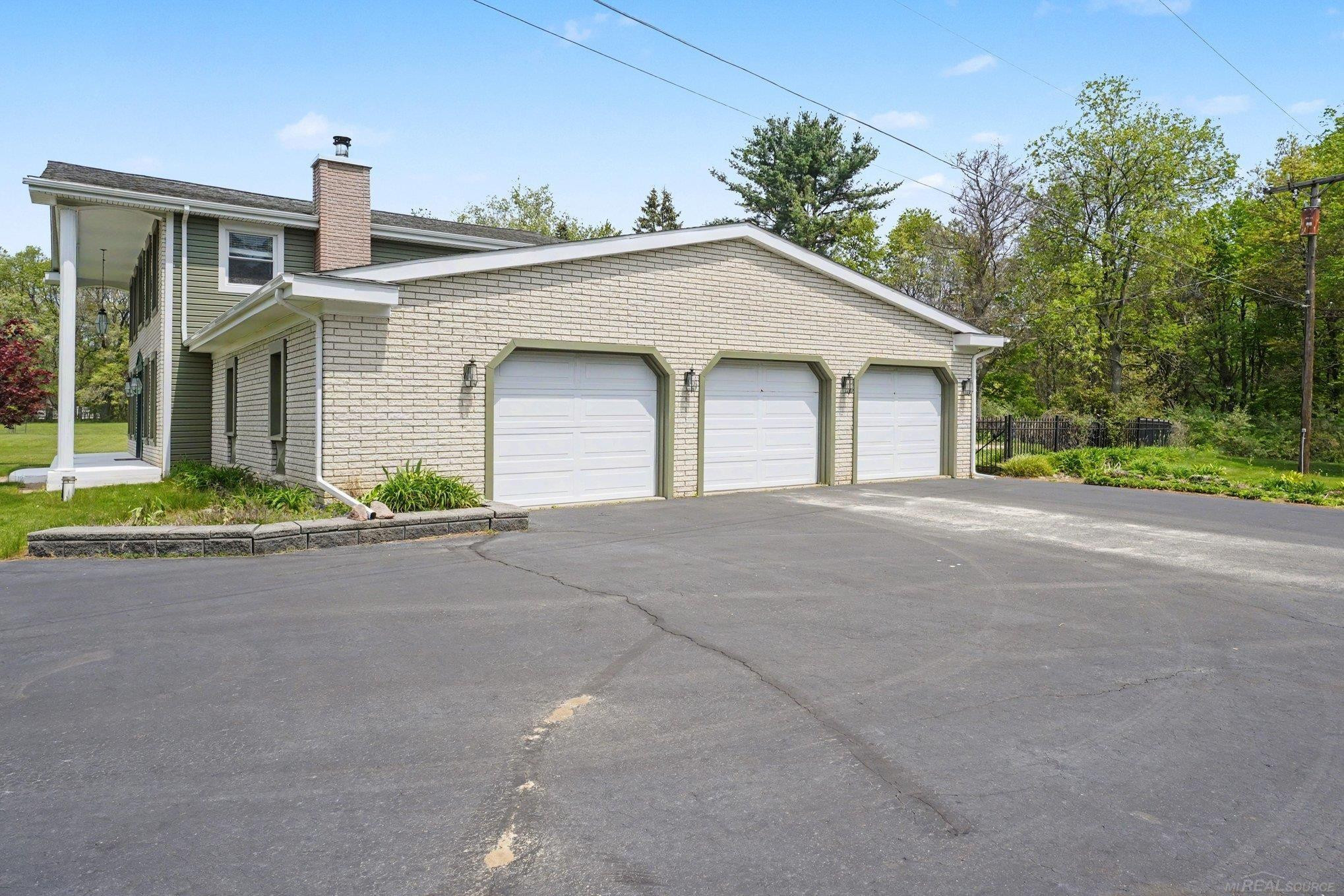 3285 Hosner Road, Dryden, MI 48428 — Photo 5