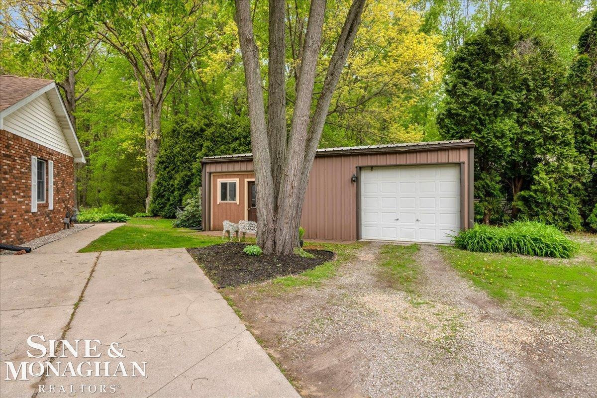 9017 Stone Road, Algonac, MI 48001 — Photo 39