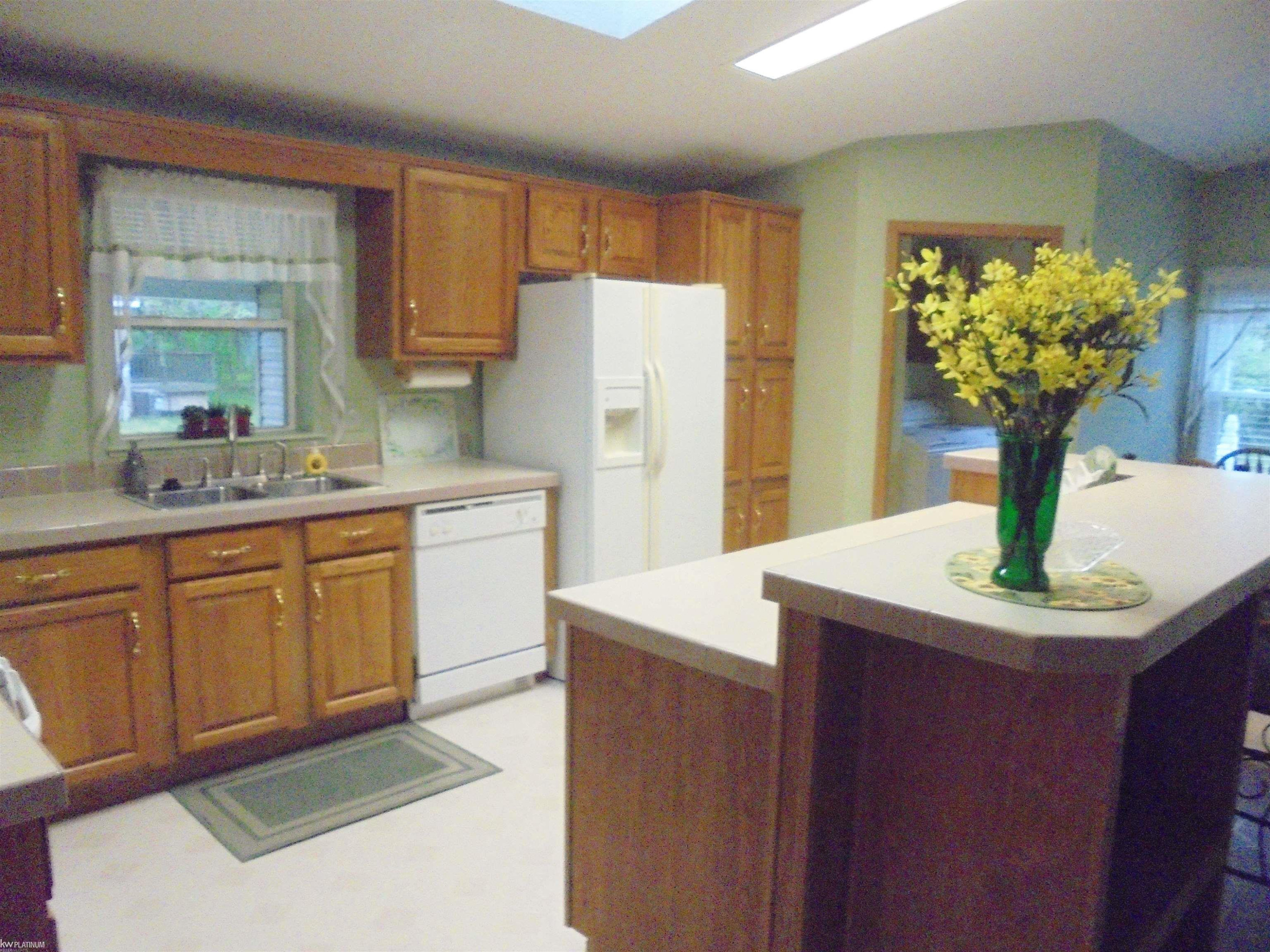 536 Swan Creek Court, MI — Photo 13