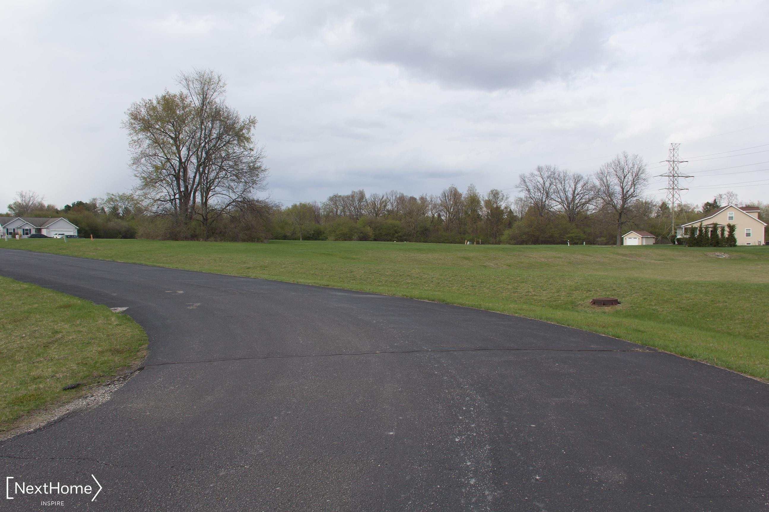 4084 Hidden View Drive, Flint, MI 48506 — Photo 5
