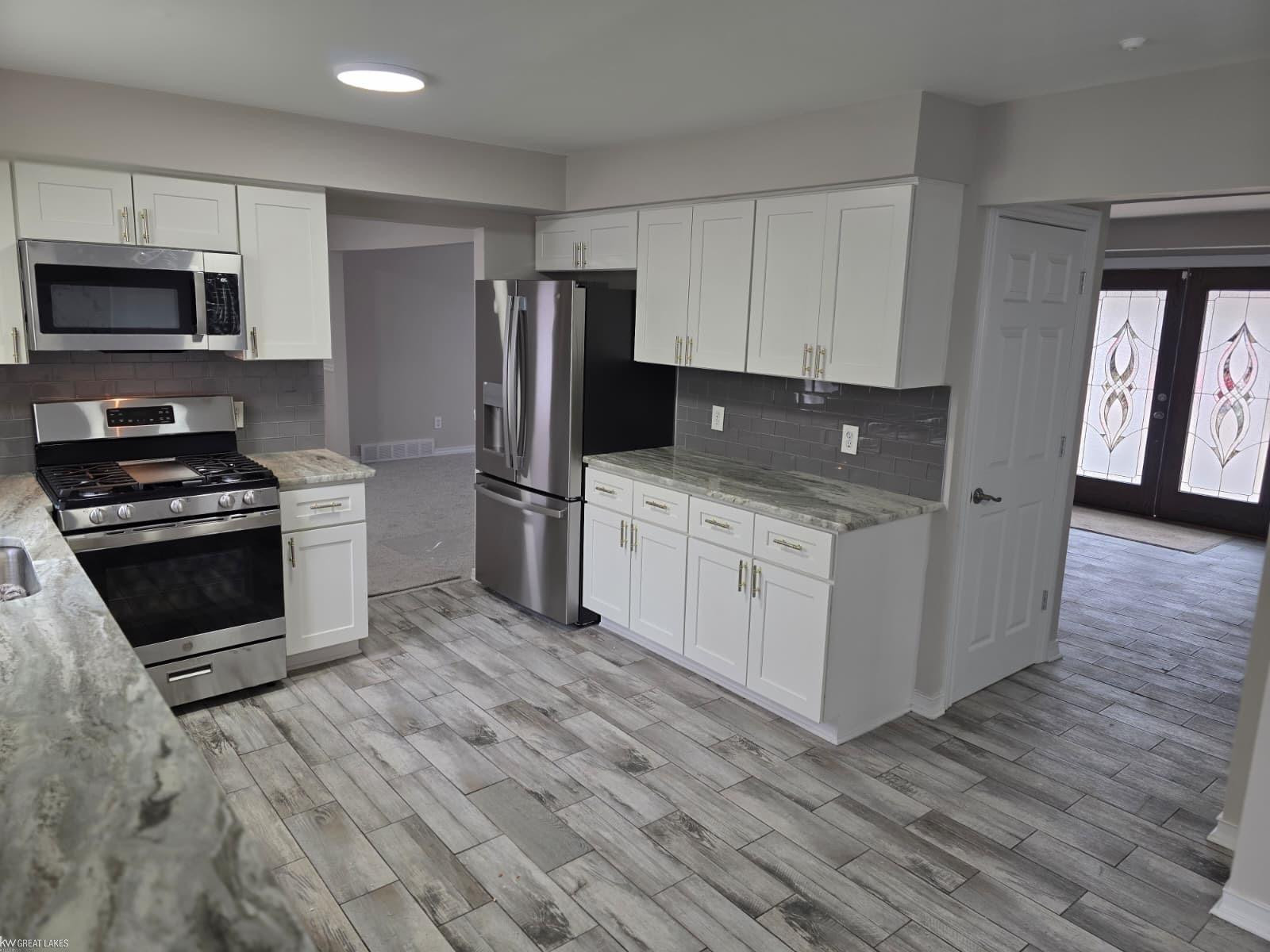 16644 Cederama Drive, Clinton Twp, MI 48038 — Photo 9