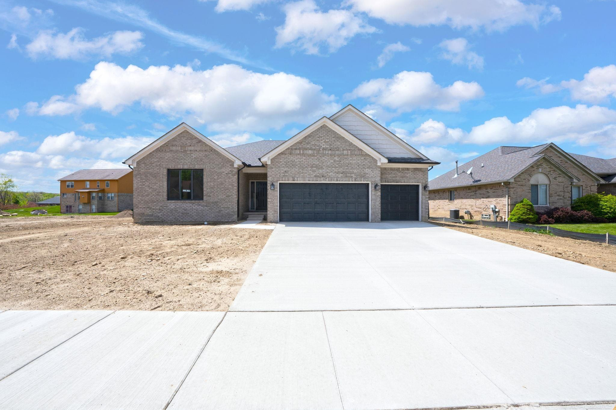 1127 Williamson Circle, Pontiac, MI 48340 — Photo 40