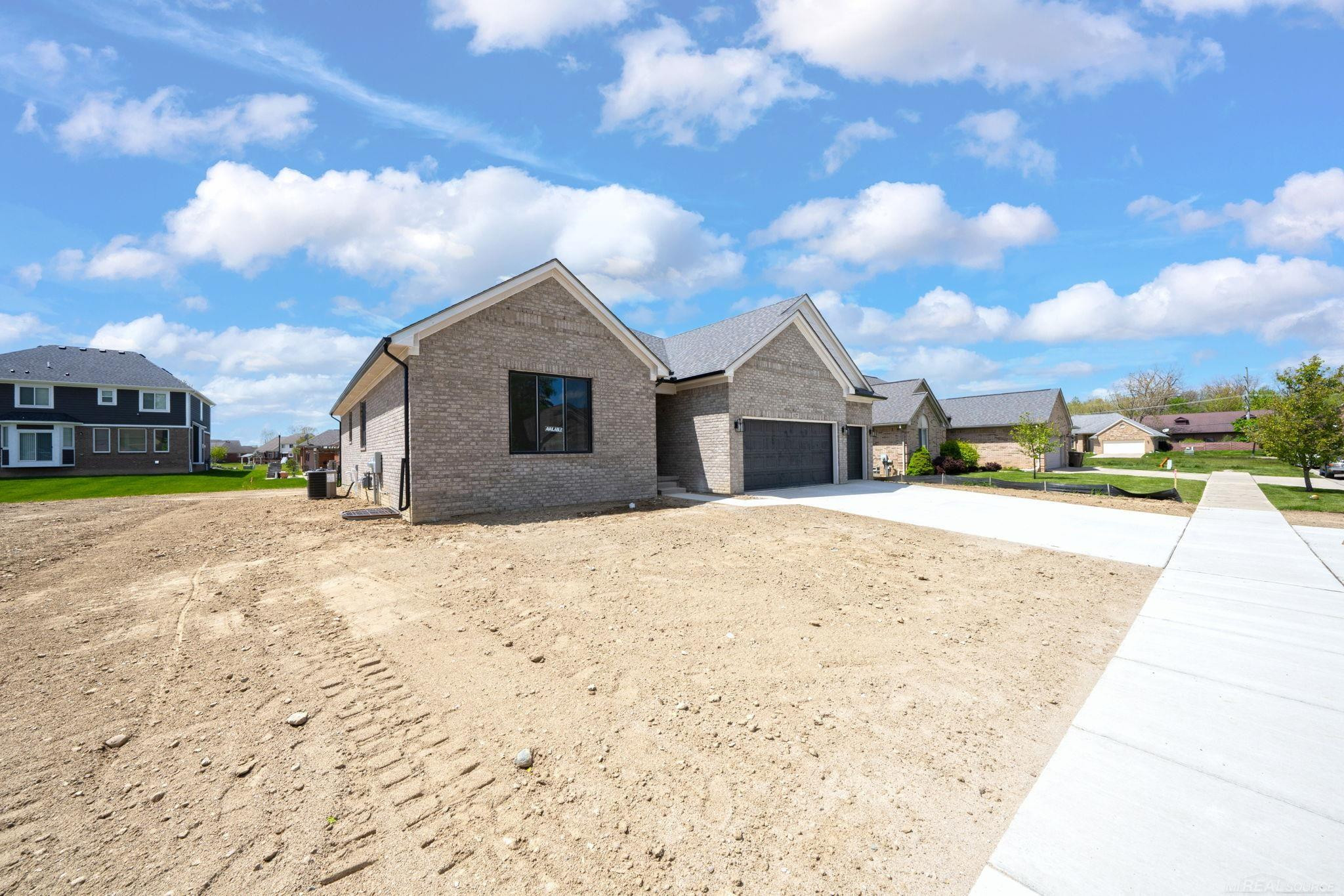 1127 Williamson Circle, Pontiac, MI 48340 — Photo 42