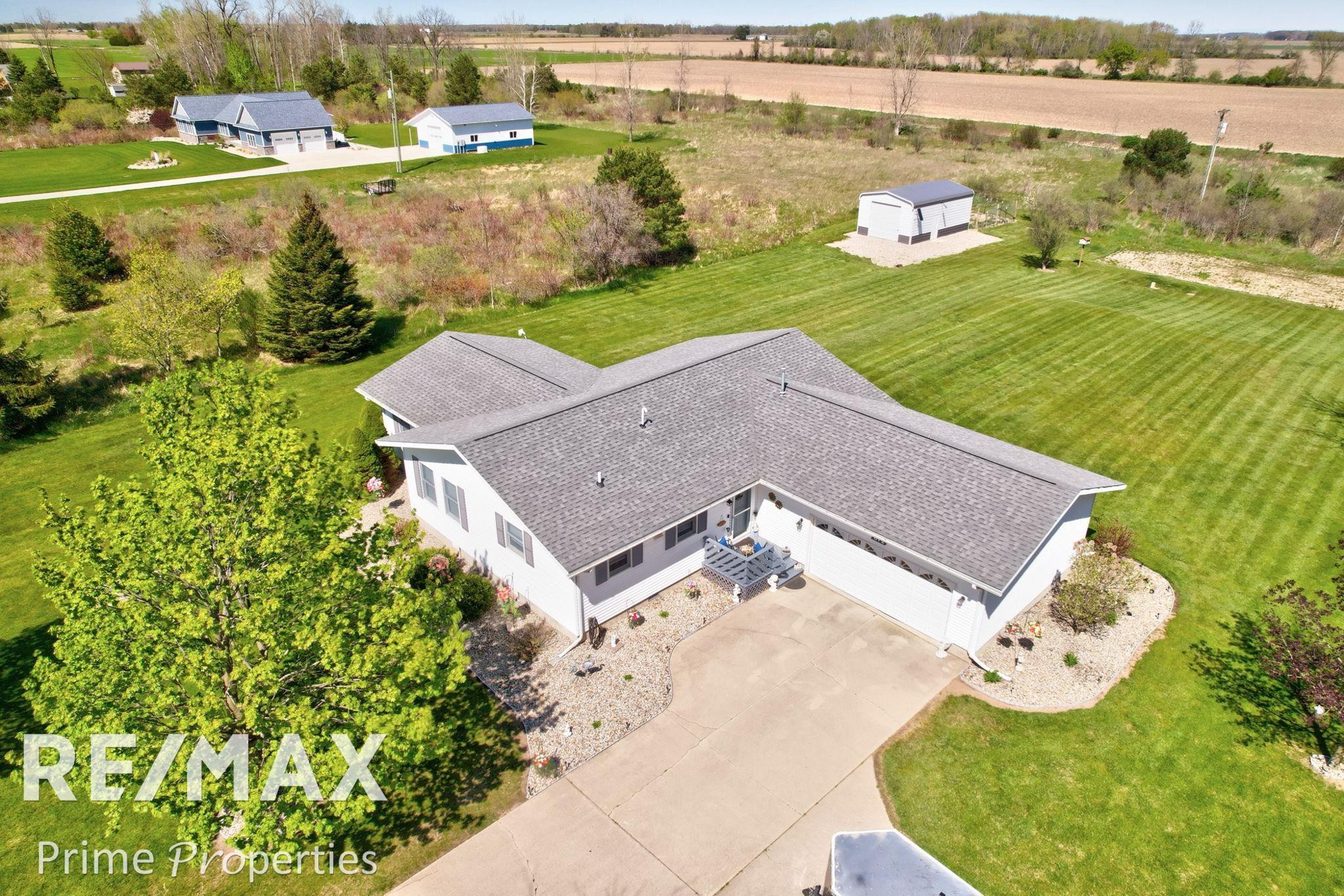 872 Huron Crest Drive, Bad Axe, MI 48413 — Photo 2