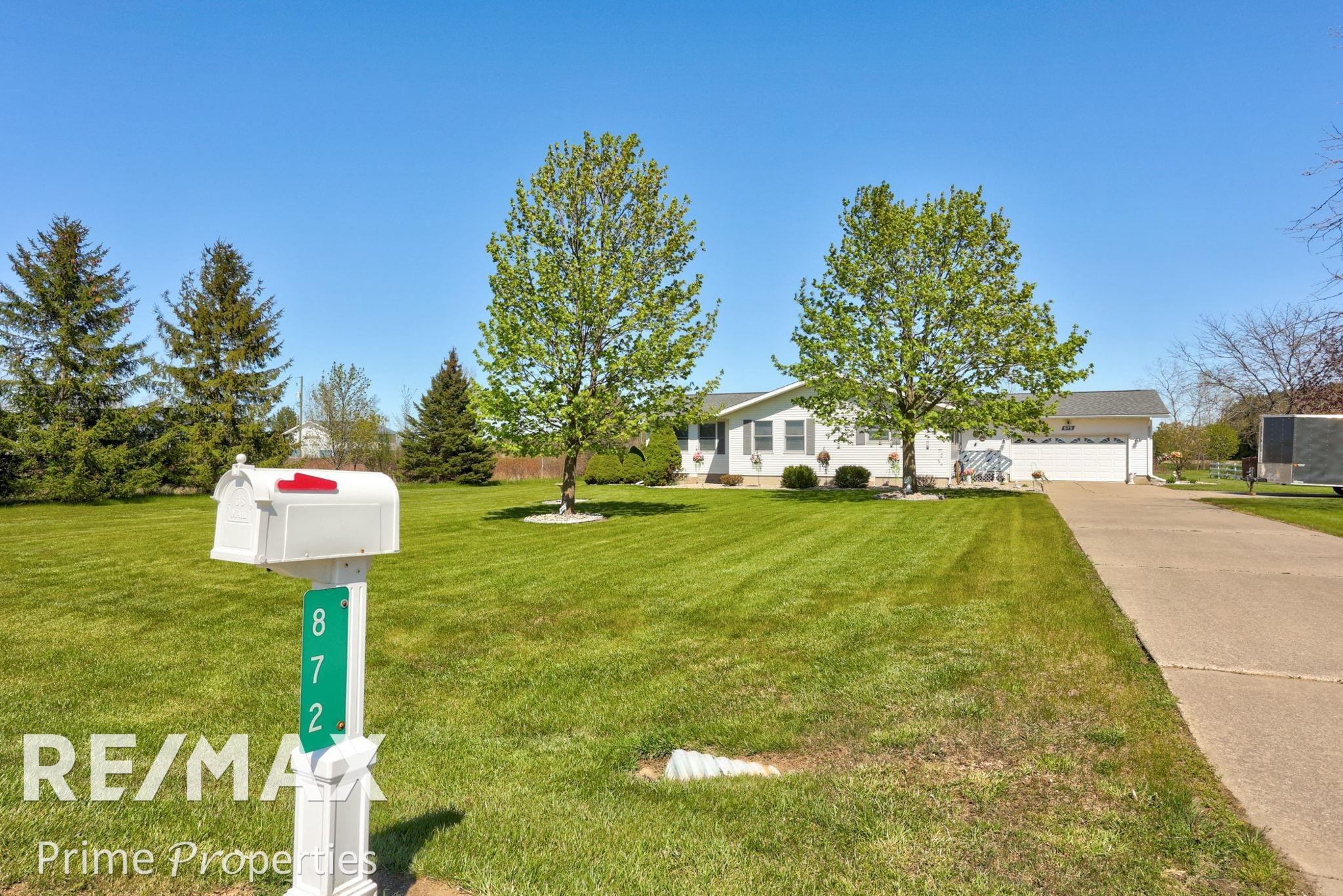 872 Huron Crest Drive, Bad Axe, MI 48413 — Photo 3