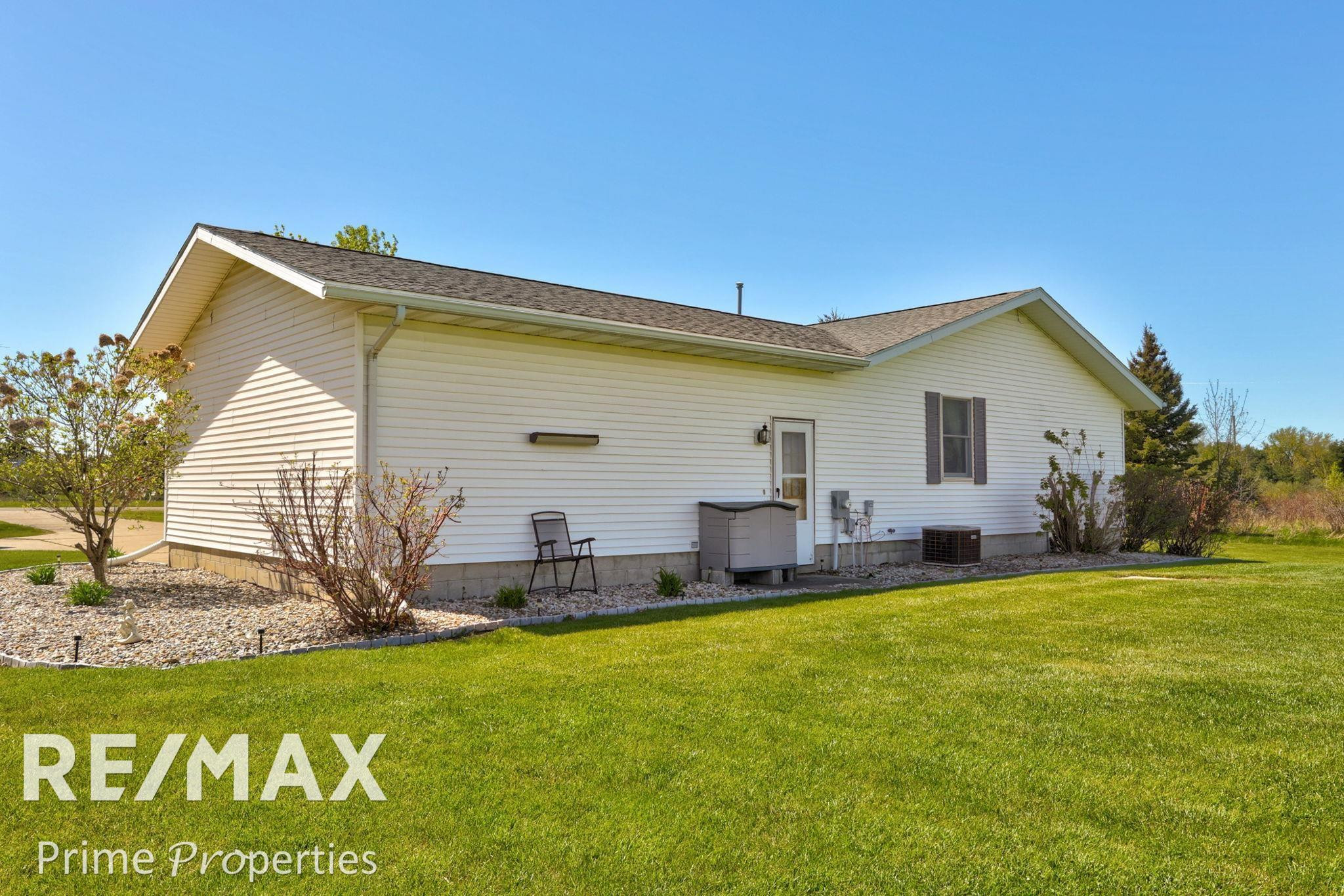 872 Huron Crest Drive, Bad Axe, MI 48413 — Photo 45