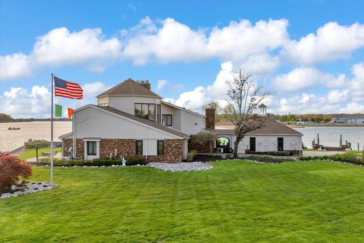 523 Lathrop Avenue, Algonac, MI 48001 — Photo 19
