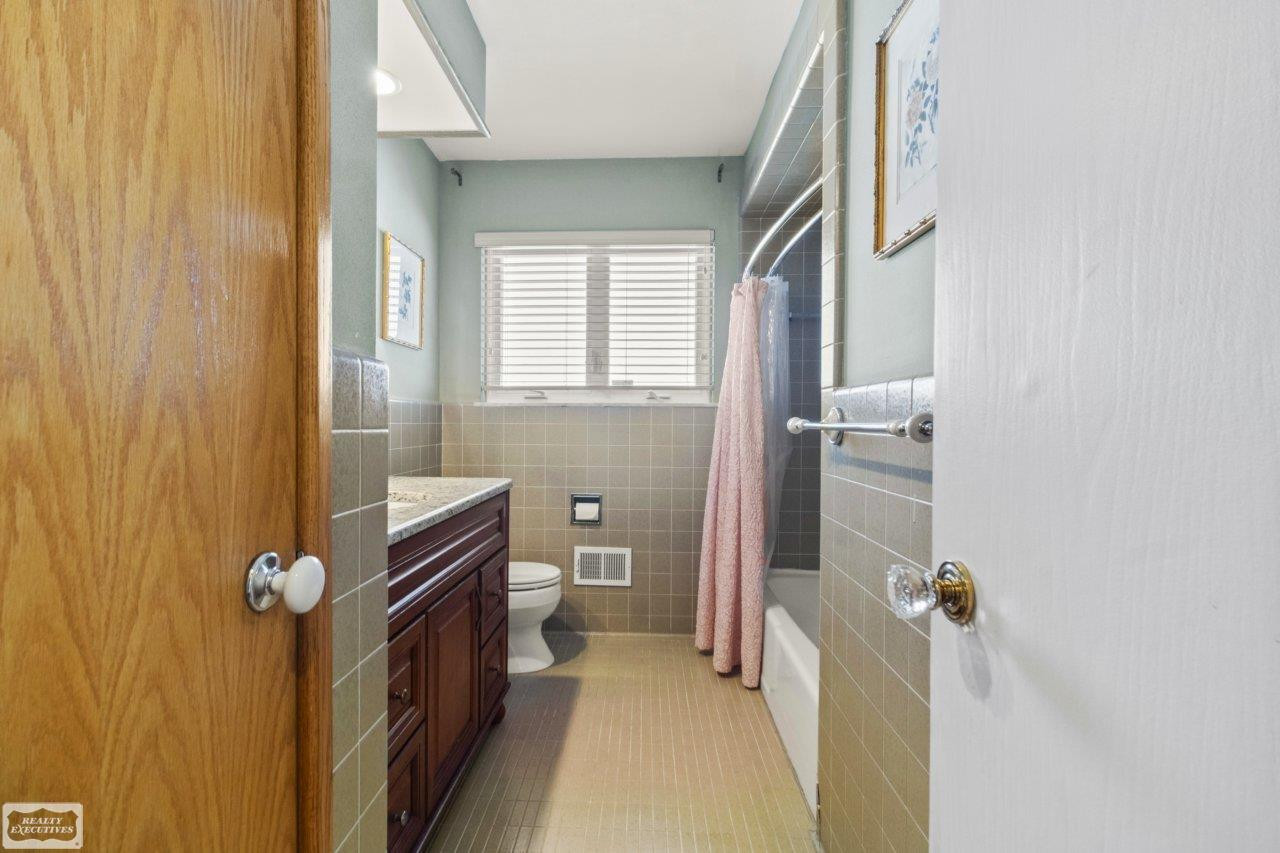 32680 S River Road, MI — Photo 20