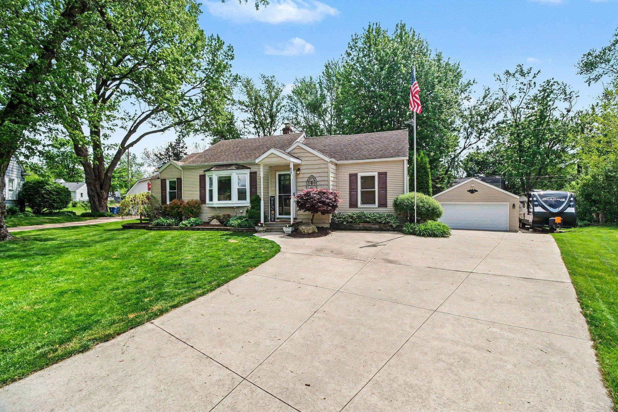 88 Hill Circle Drive, Waterford, MI 48328 — Photo 3