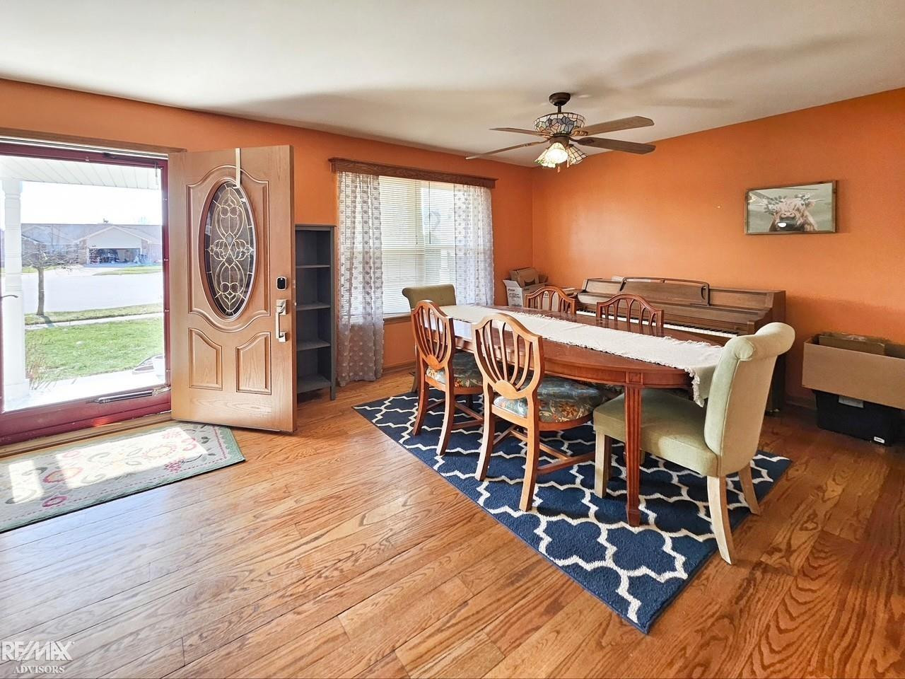 54690 Beacon Cove Circle, New Baltimore, MI 48047 — Photo 5