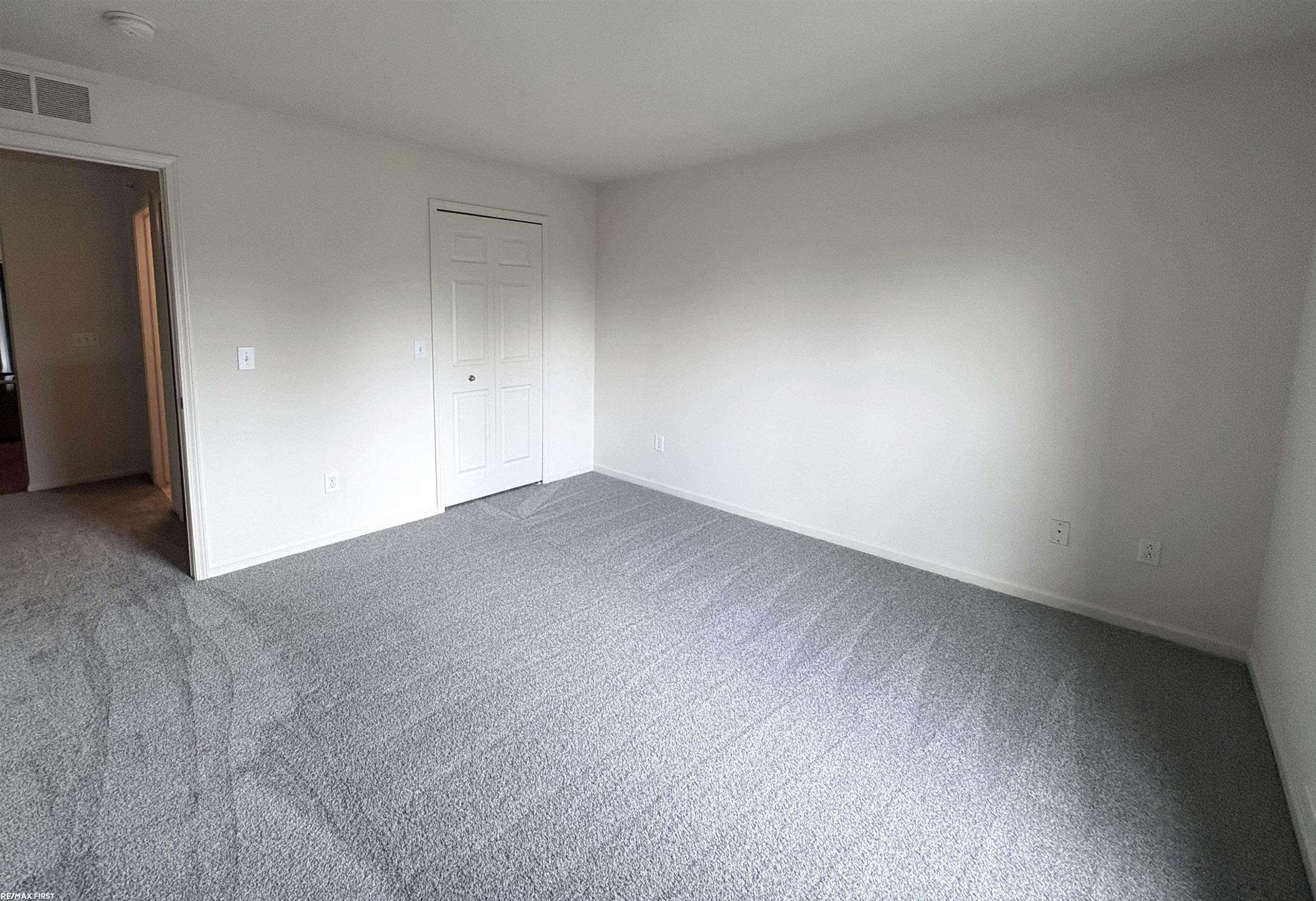 27001 Carrington Place, MI — Photo 17