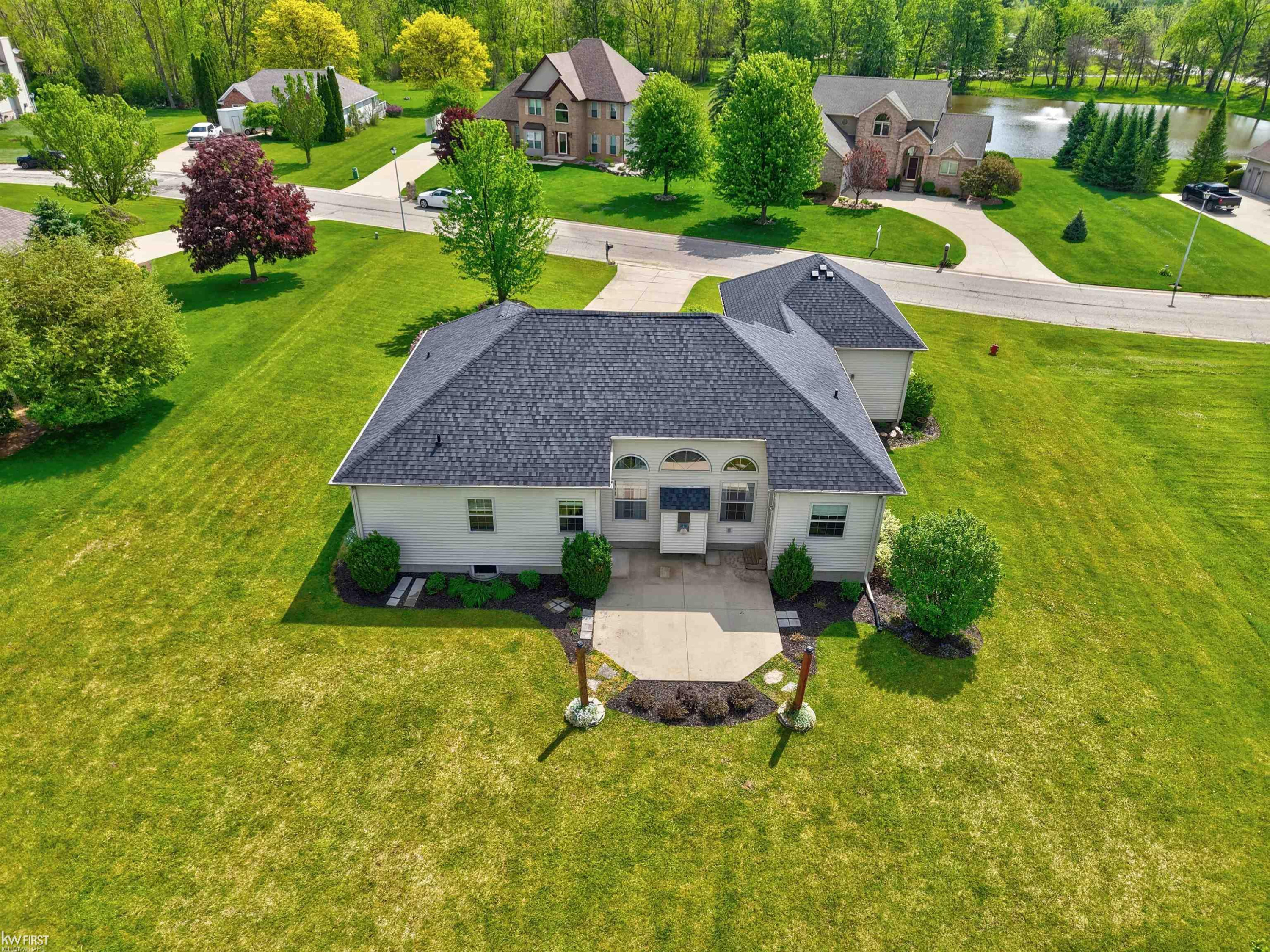 9484 Aspen View Drive, Grand Blanc, MI 48439 — Photo 4