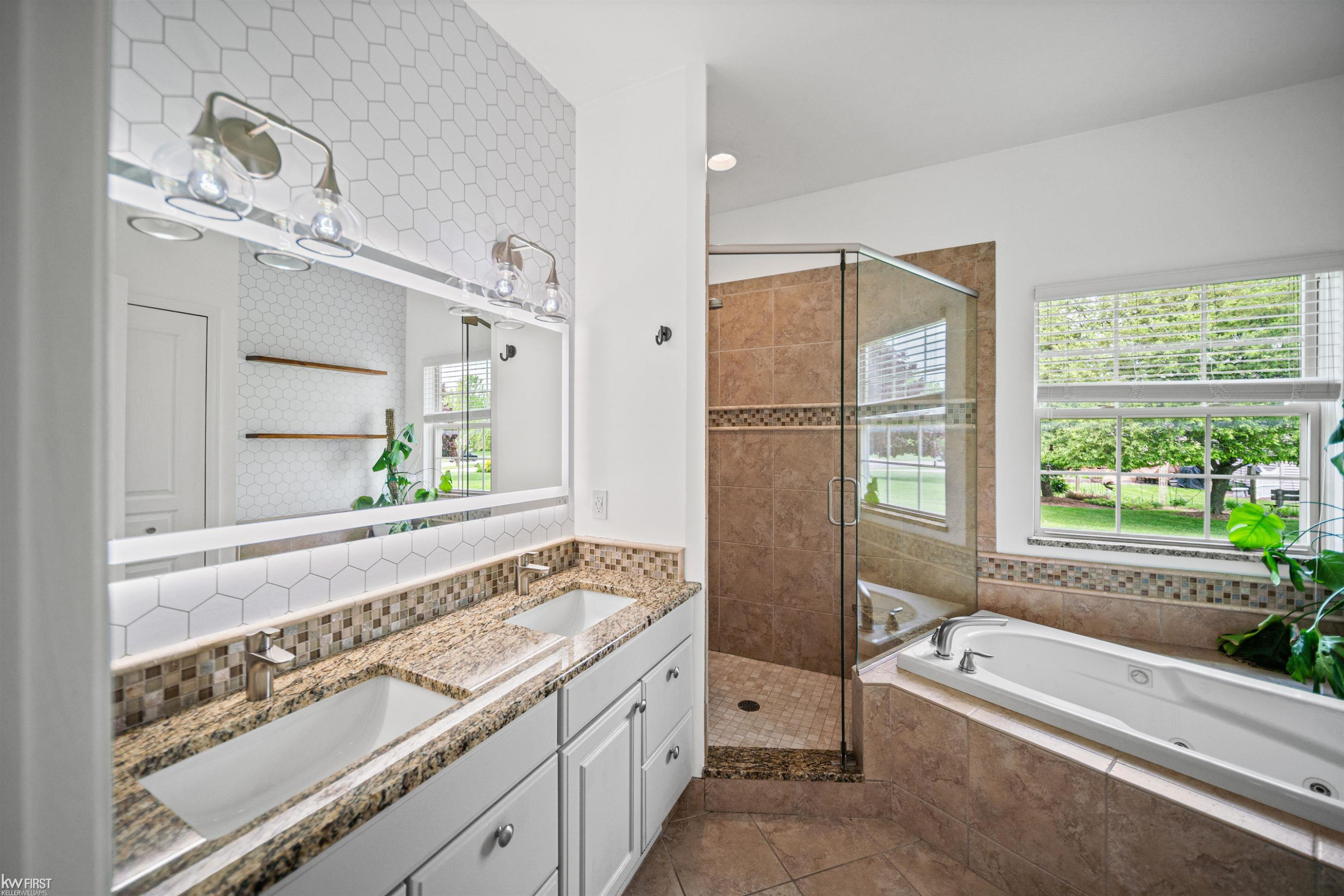 9484 Aspen View Drive, Grand Blanc, MI 48439 — Photo 31