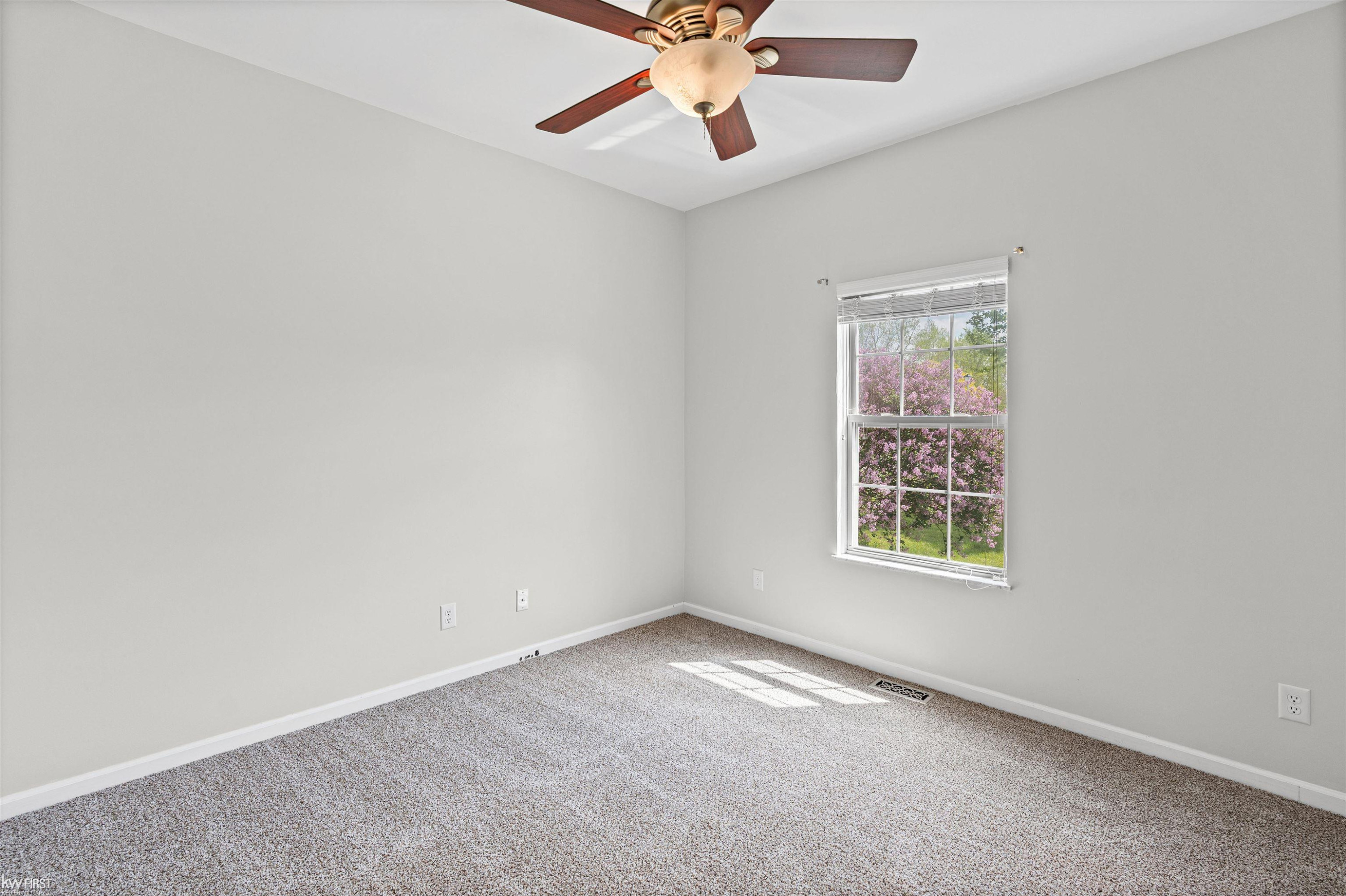 9484 Aspen View Drive, Grand Blanc, MI 48439 — Photo 39