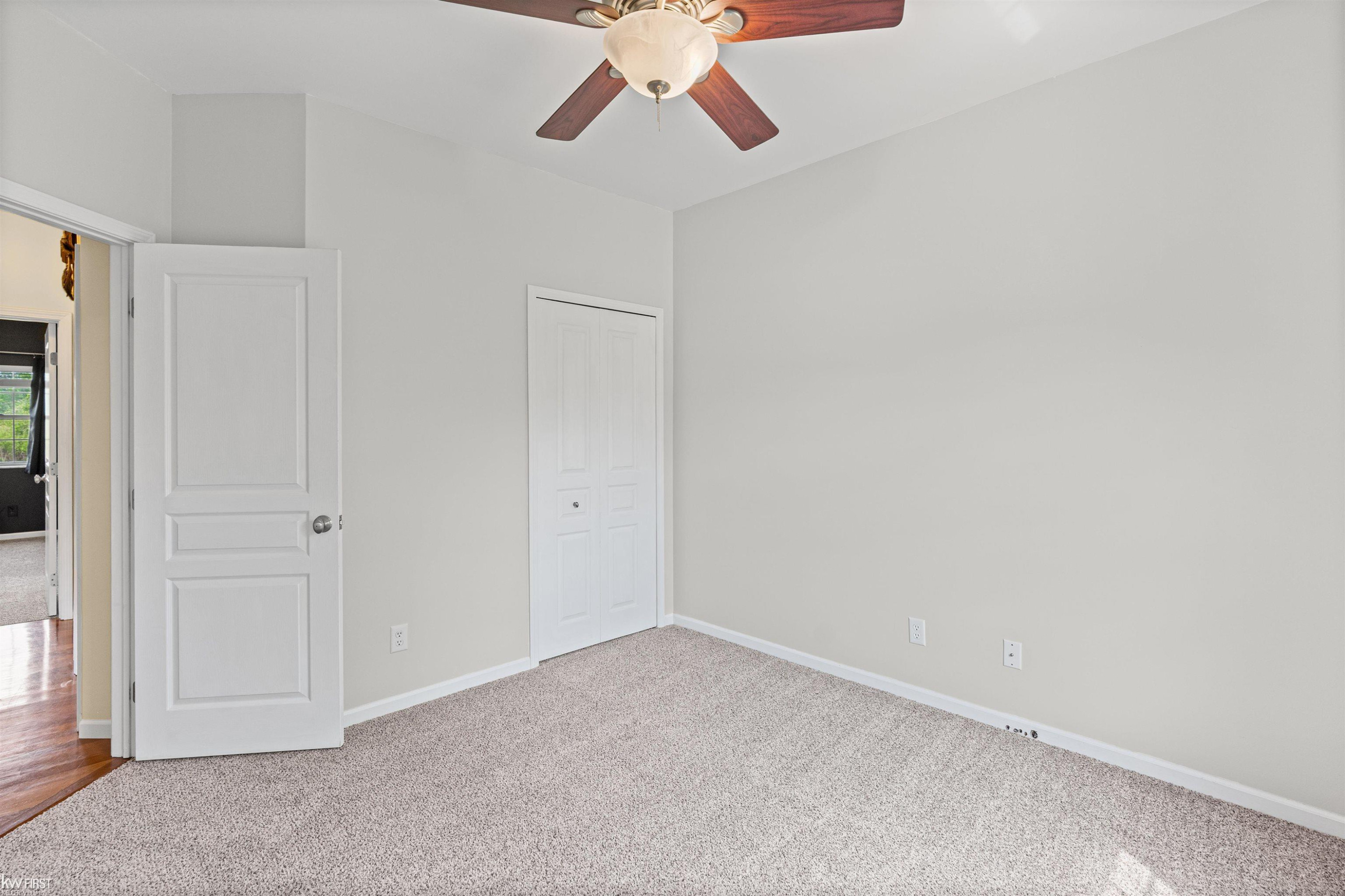 9484 Aspen View Drive, Grand Blanc, MI 48439 — Photo 40