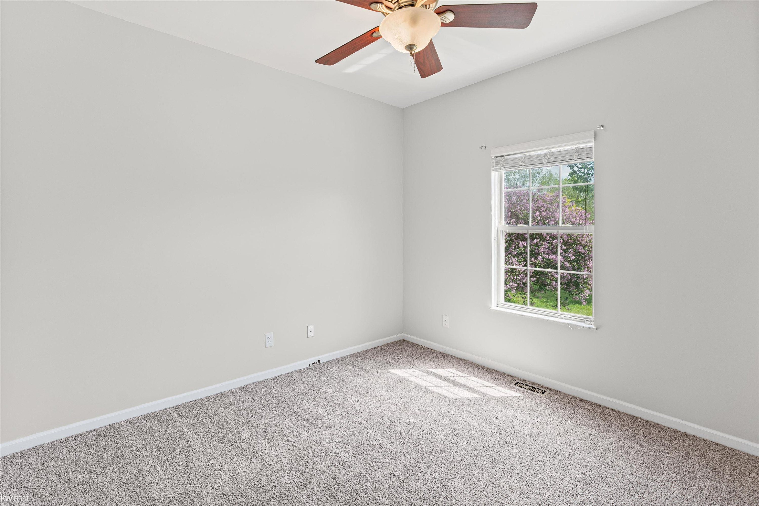 9484 Aspen View Drive, Grand Blanc, MI 48439 — Photo 41
