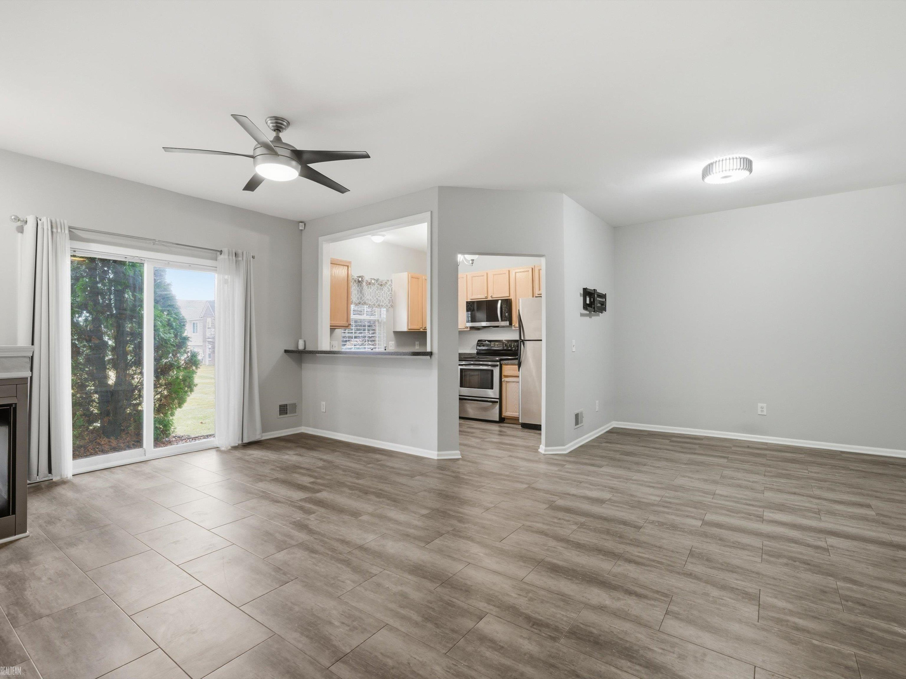 1985 Monarch Drive, Shelby Twp, MI 48316 — Photo 9