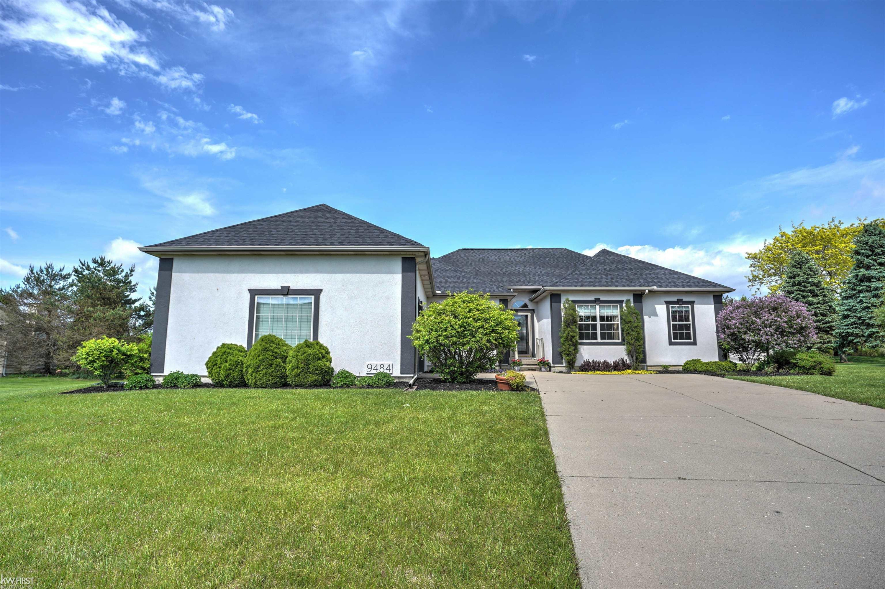 9484 Aspen View Drive, Grand Blanc, MI 48439 — Photo 48