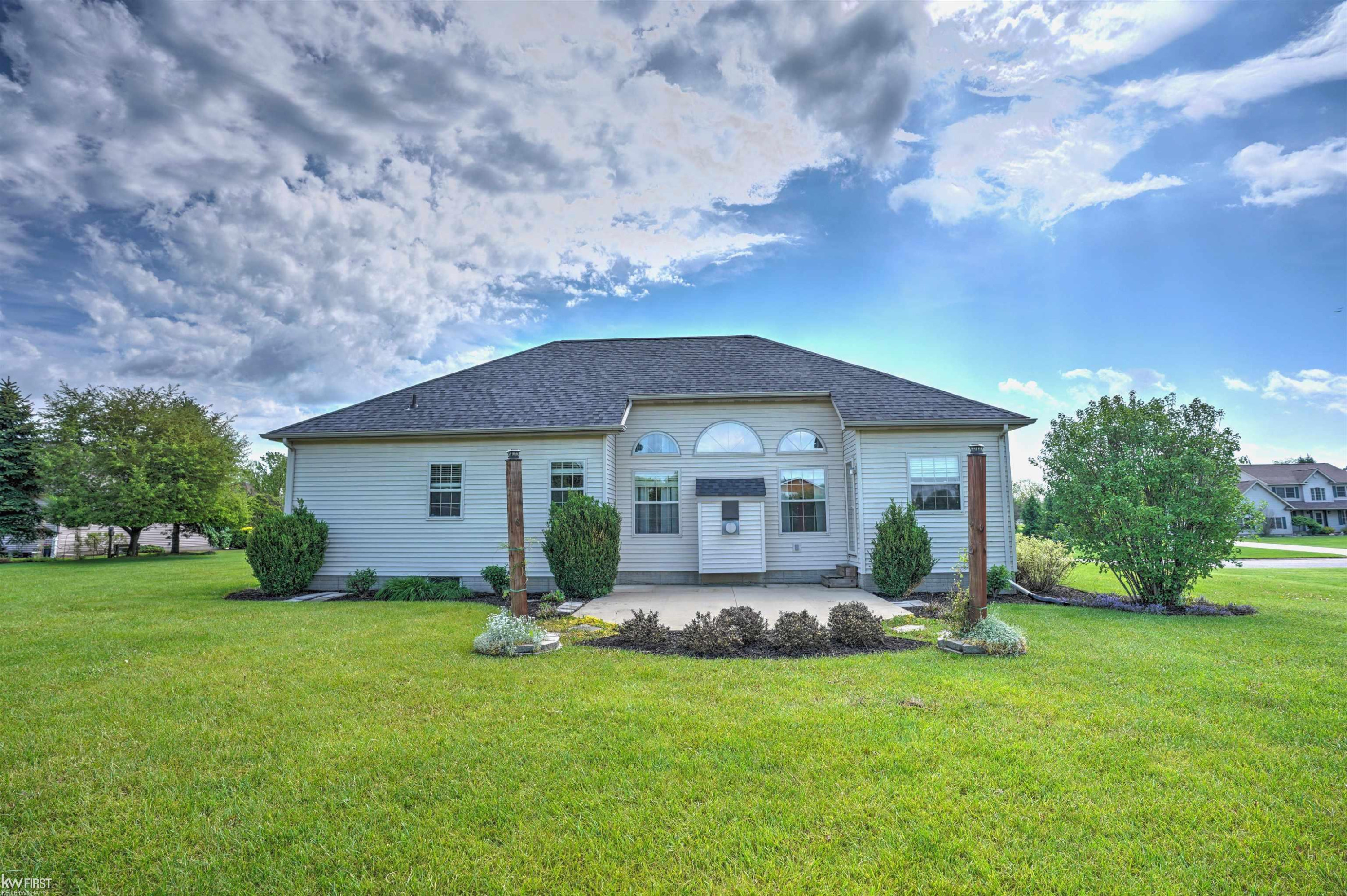 9484 Aspen View Drive, Grand Blanc, MI 48439 — Photo 50
