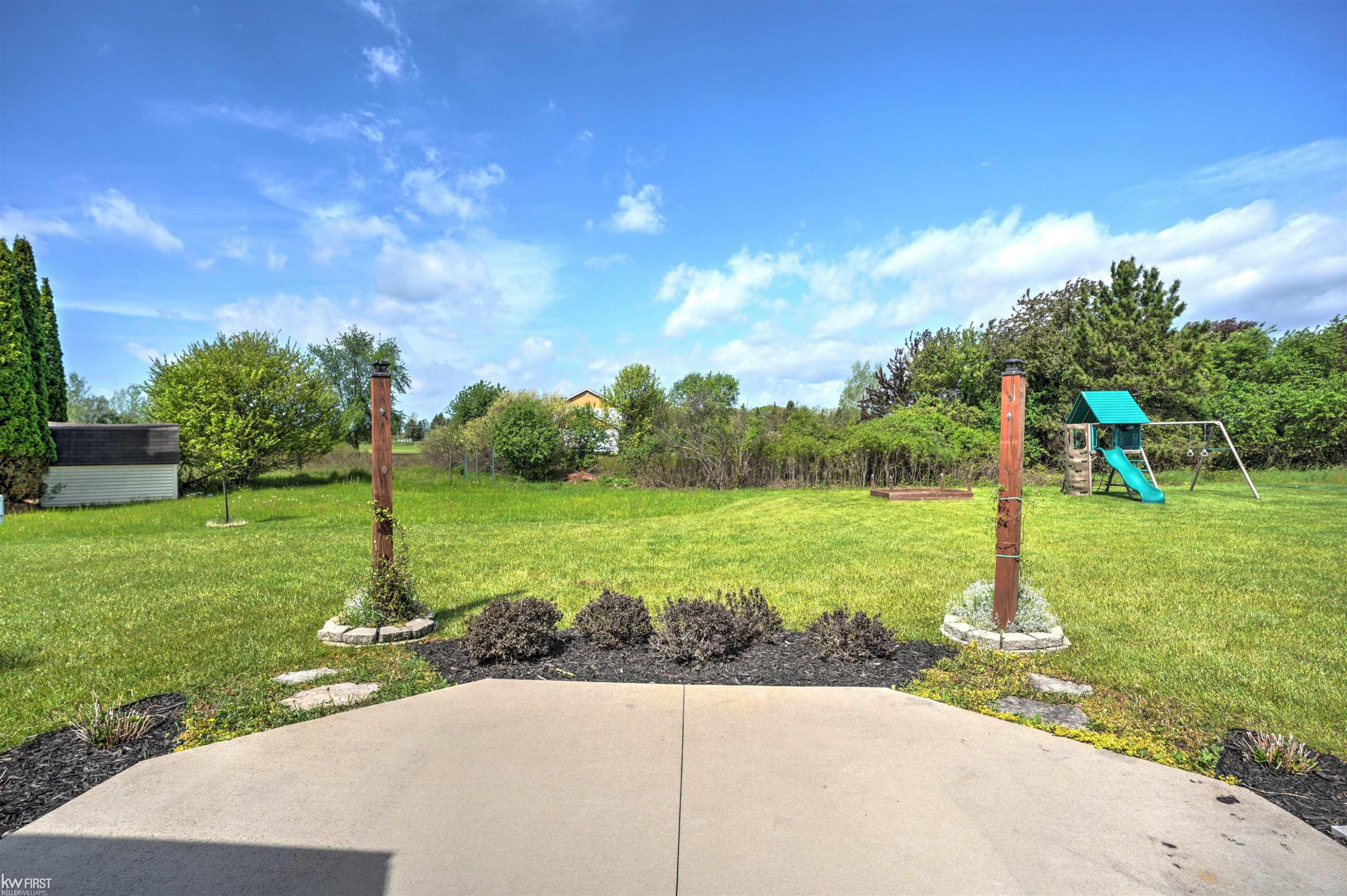 9484 Aspen View Drive, Grand Blanc, MI 48439 — Photo 56