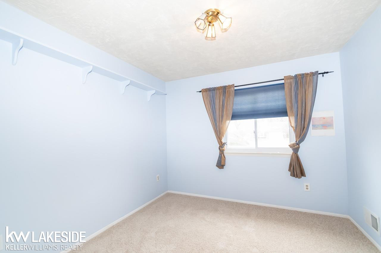 45297 Universal Court, Shelby Twp, MI 48317 — Photo 15