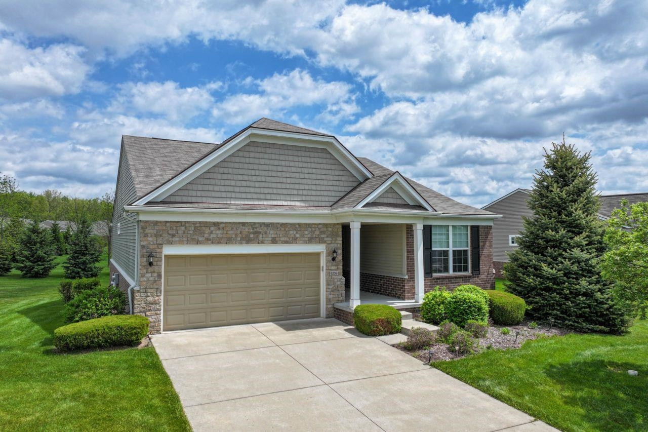 6239 Crystal Downs Drive, Grand Blanc, MI 48439 — Photo 2