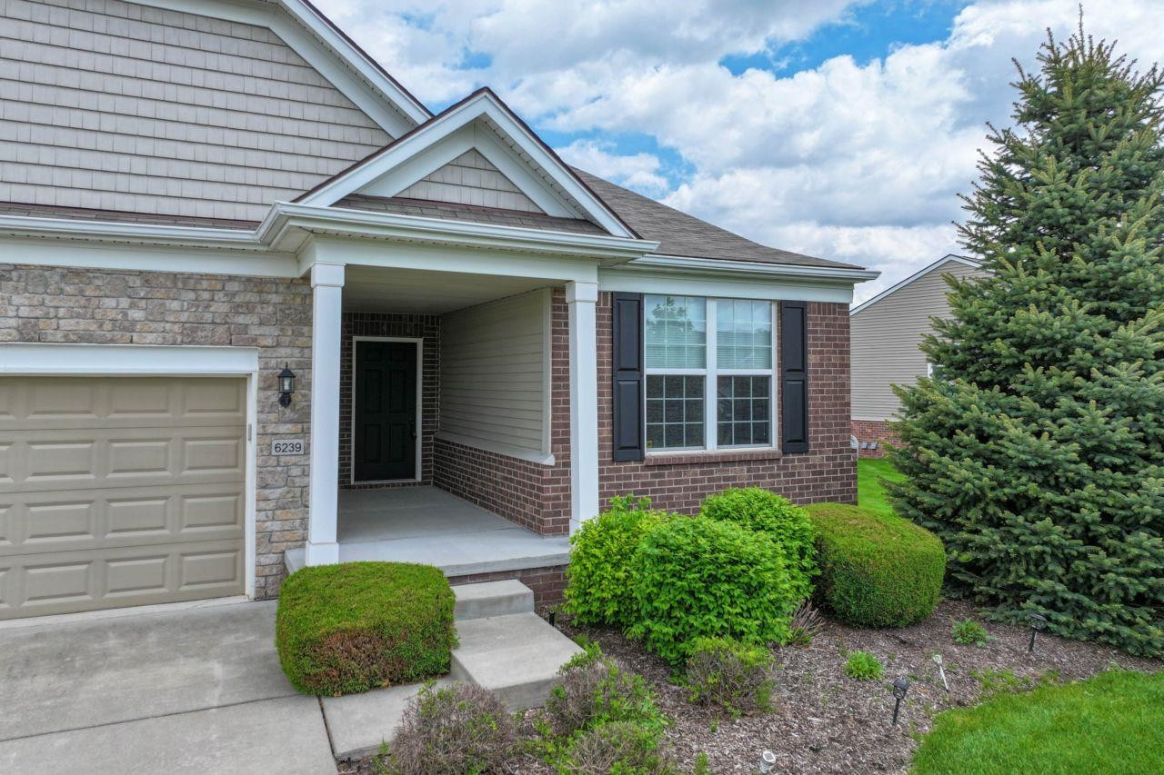 6239 Crystal Downs Drive, Grand Blanc, MI 48439 — Photo 3