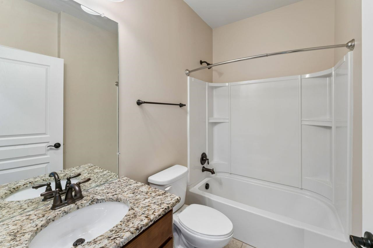 6239 Crystal Downs Drive, Grand Blanc, MI 48439 — Photo 22