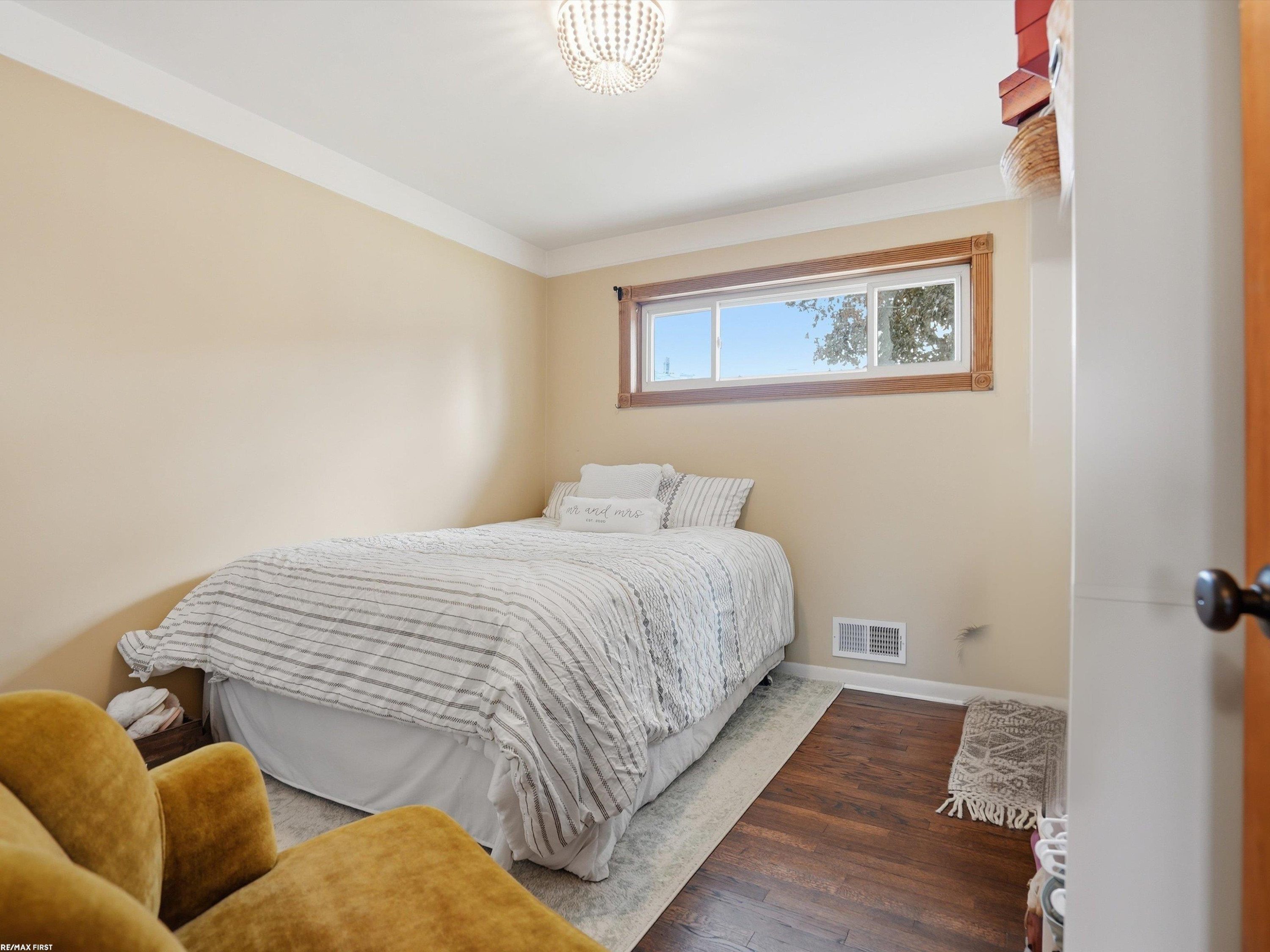 26301 San Rosa Drive, Saint Clair Shores, MI 48081 — Photo 17
