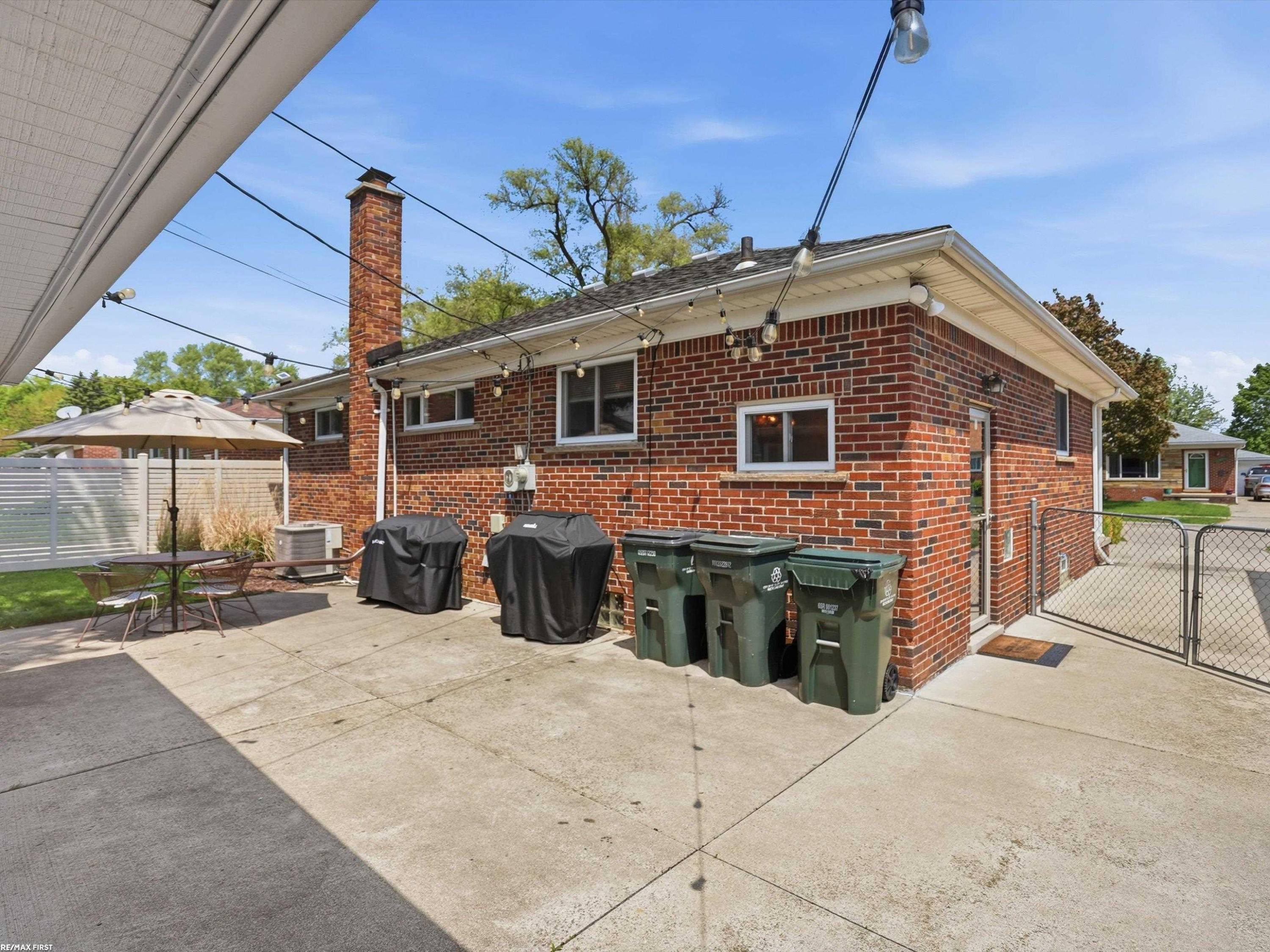 26301 San Rosa Drive, Saint Clair Shores, MI 48081 — Photo 26