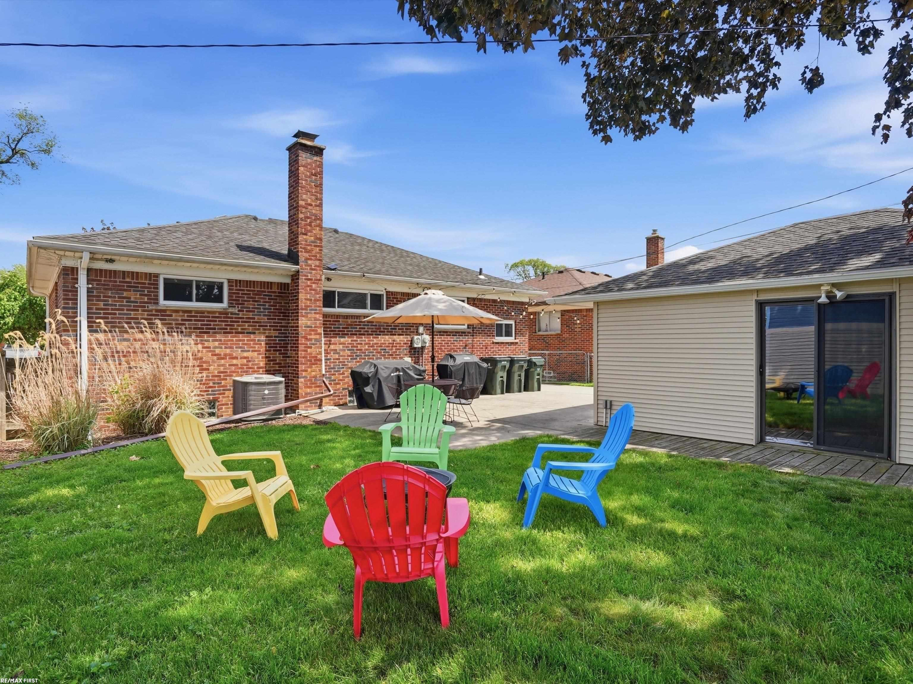 26301 San Rosa Drive, Saint Clair Shores, MI 48081 — Photo 31